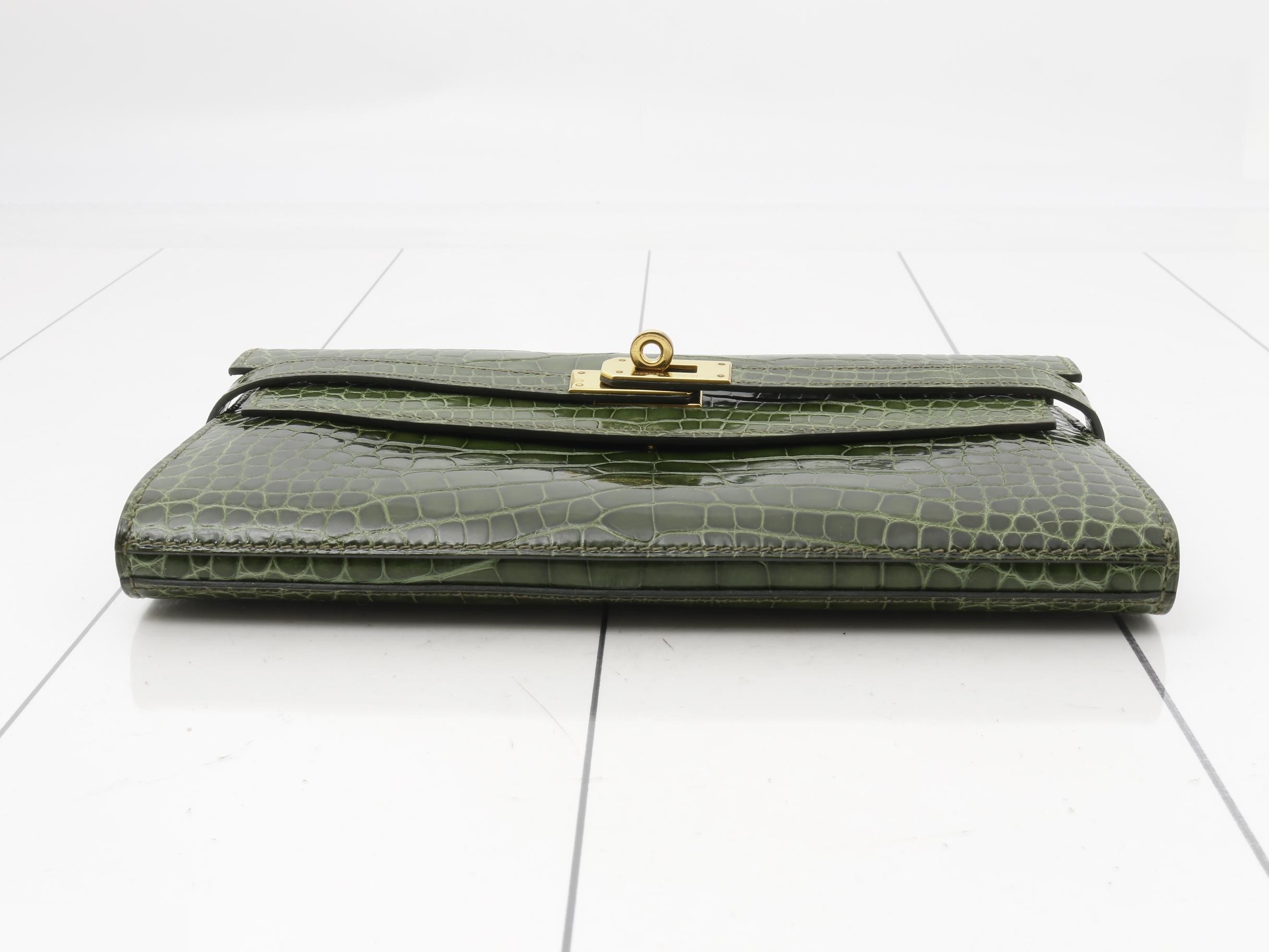 Kelly Wallet, Bi-fold Long Wallet, Q Stamp — view 3