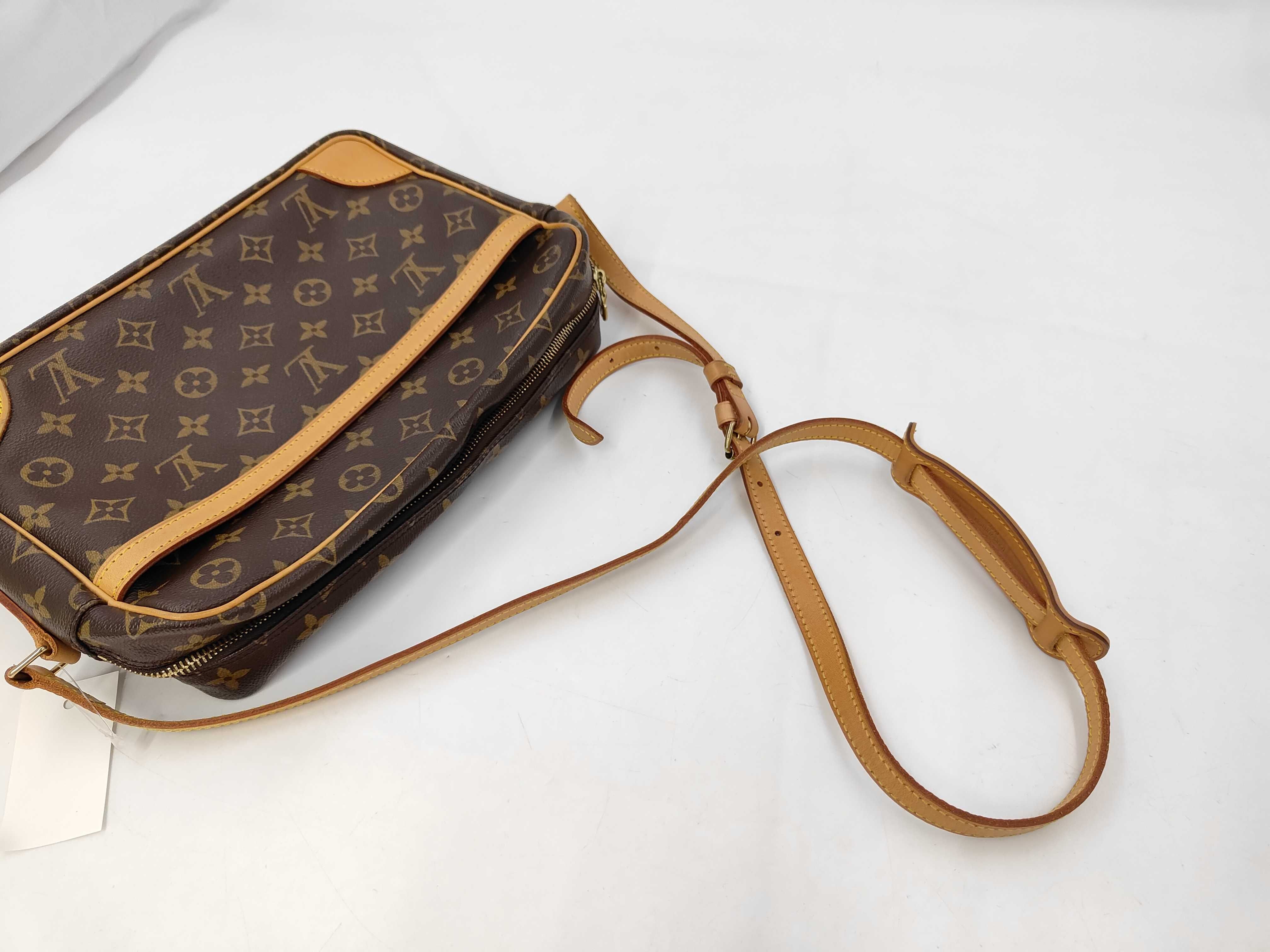Monogram M51274 Trocadero 27 Shoulder Bag — view 6