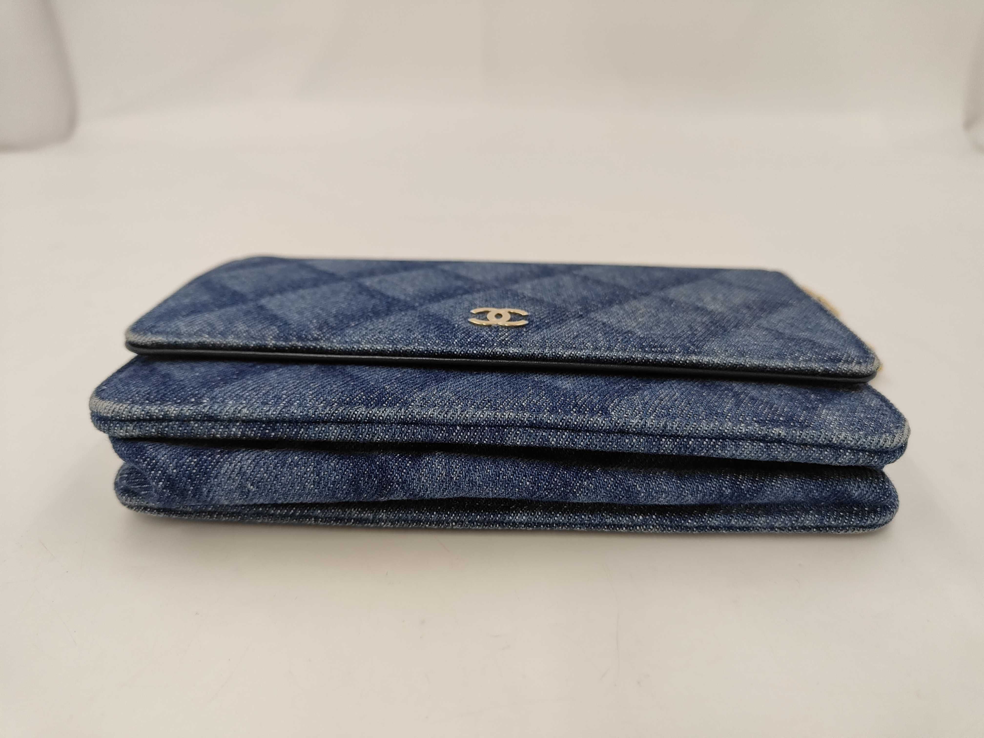 WOC Chain Bag Shoulder Bag — view 3