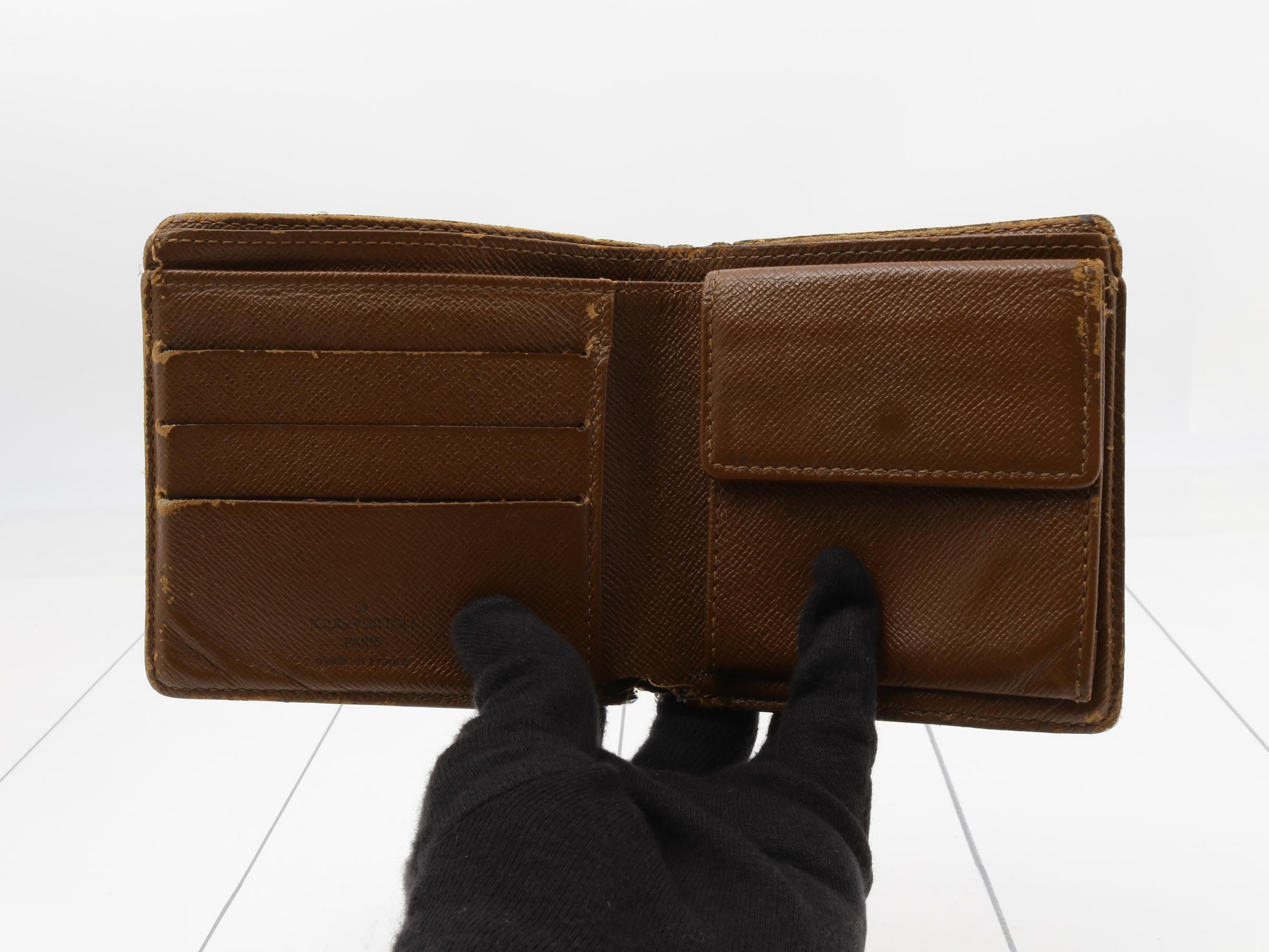 M61675 Monogram Portefeuille Marco Compact Bi-fold Wallet — view 4
