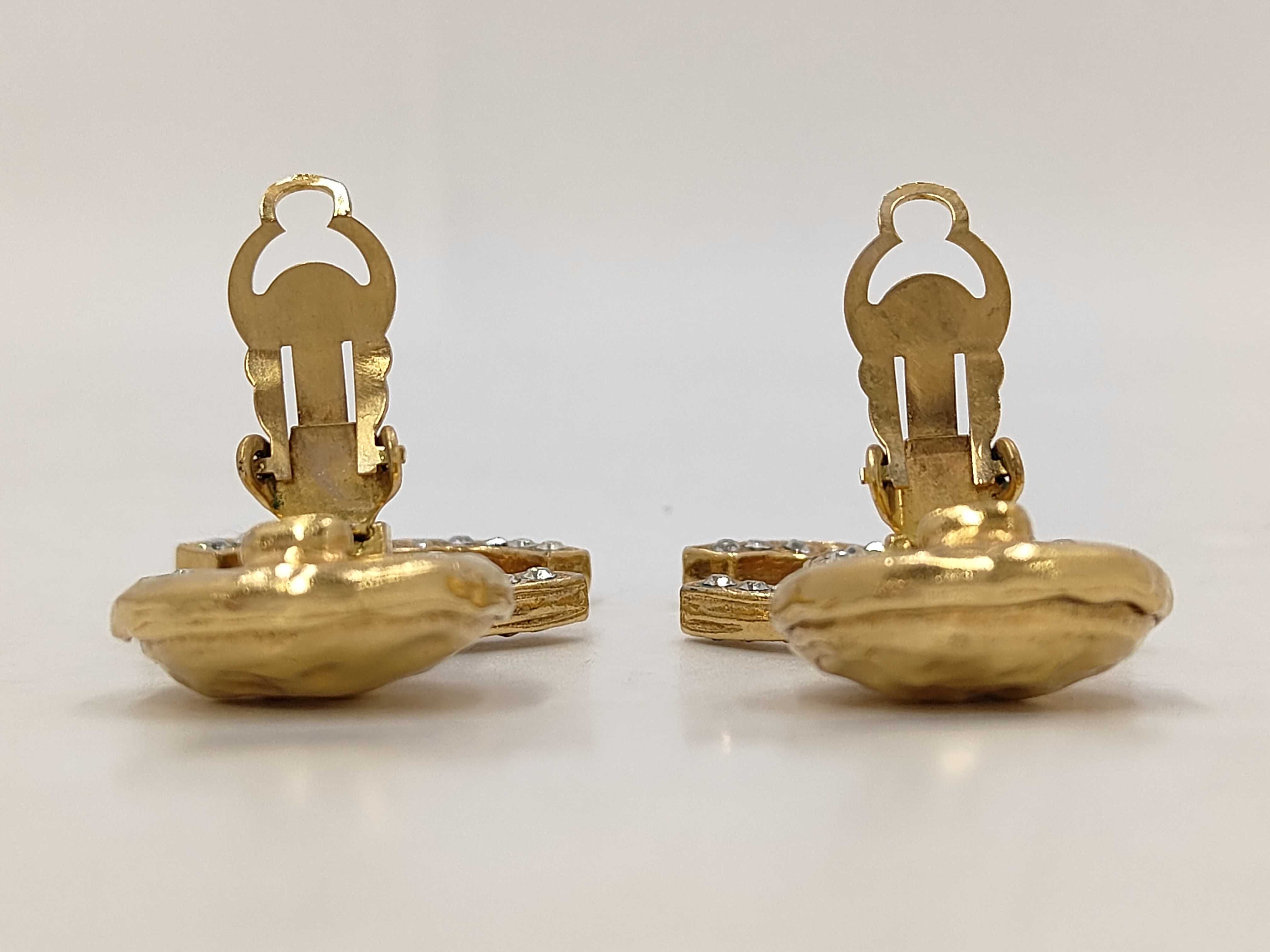 earrings — view 4