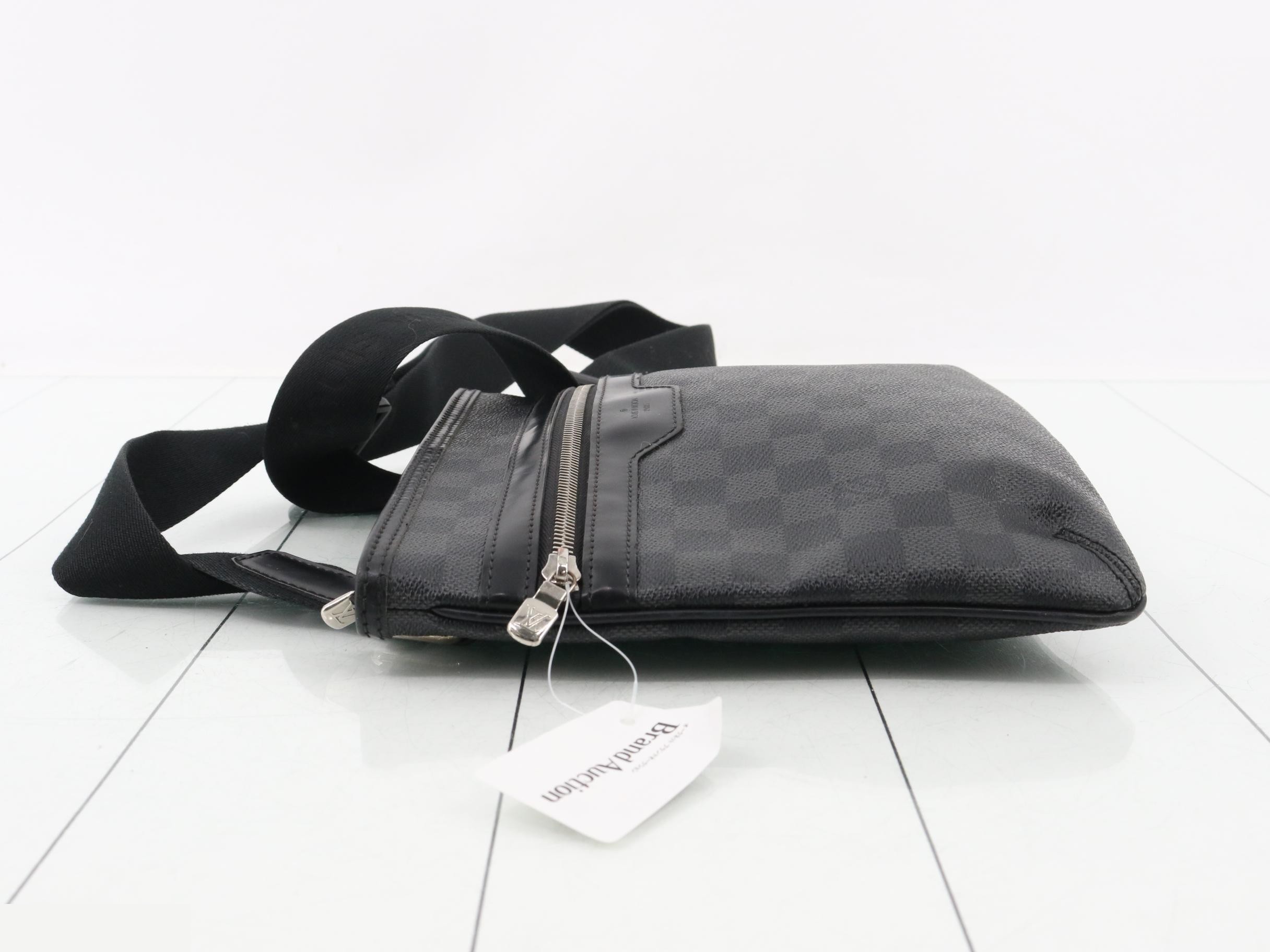 N58028 Thomas Damier Graphite Shoulder Bag — view 4