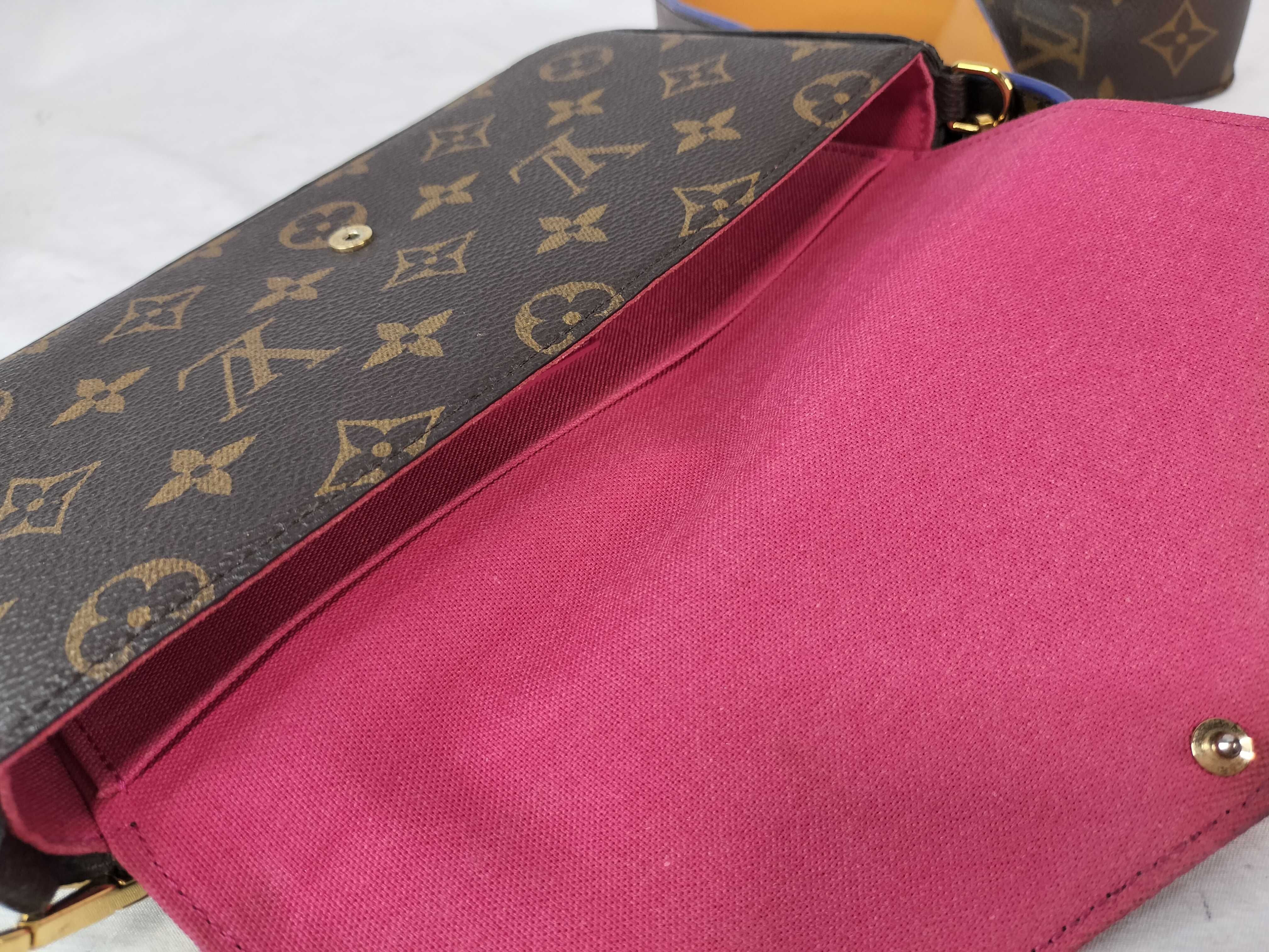 Monogram Love Lock Shoulder Pouch Shoulder Bag — view 8