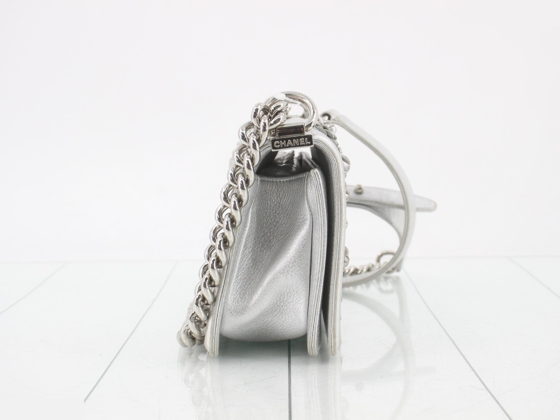 Boy Chanel Flower Motif Metallic, No. 27 — view 4