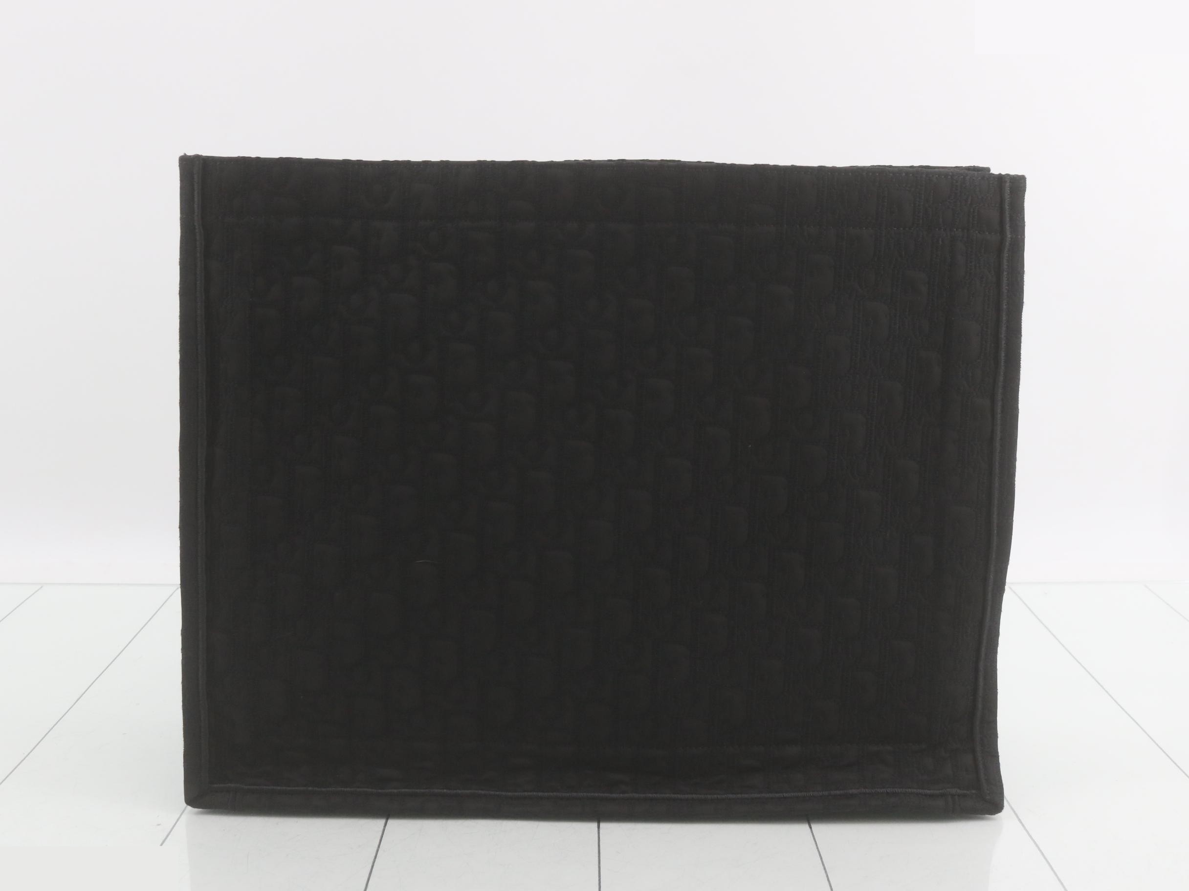Other lines: Bags and clutch bags — view 2