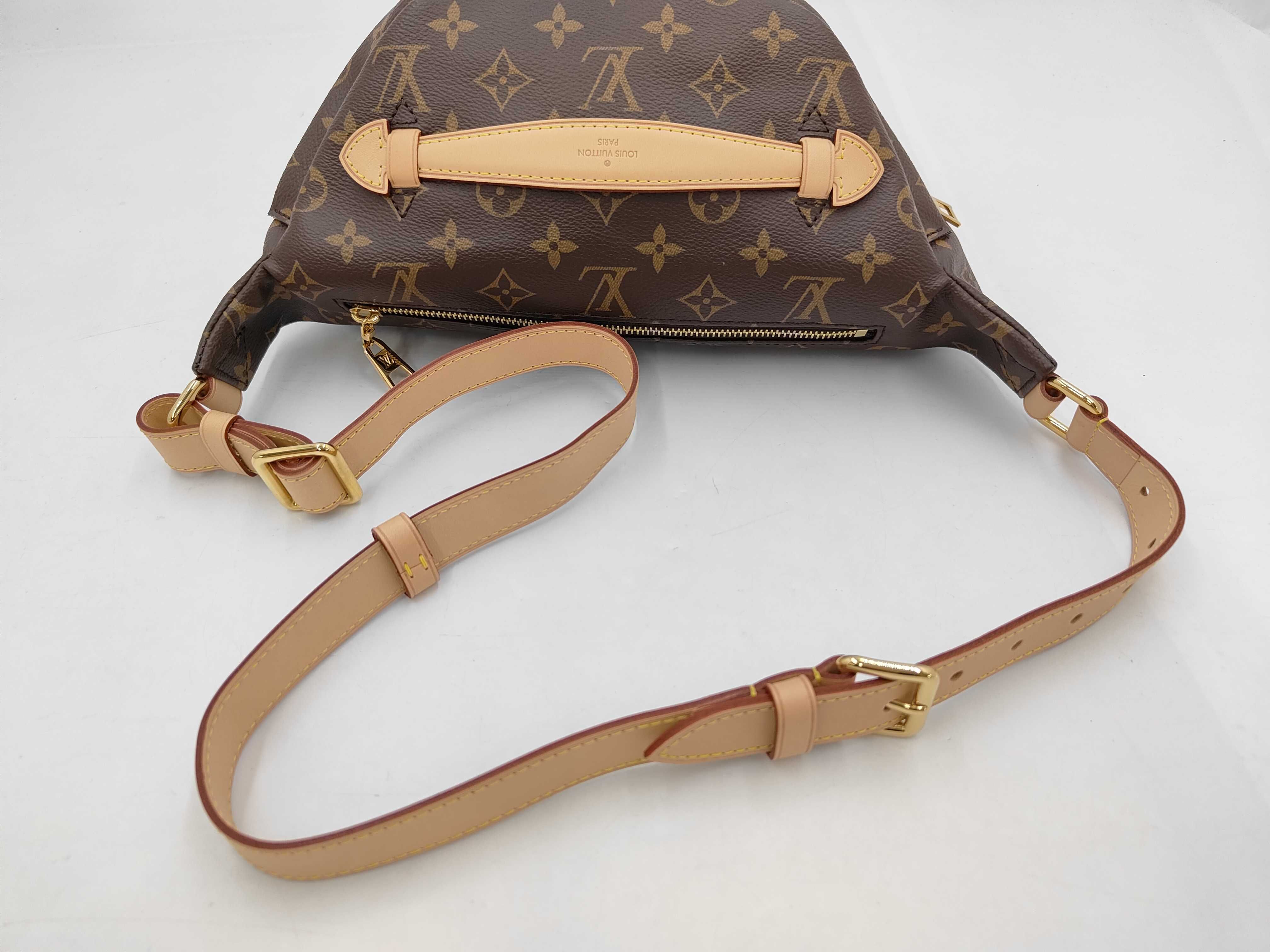 LV shoulder bag — view 5
