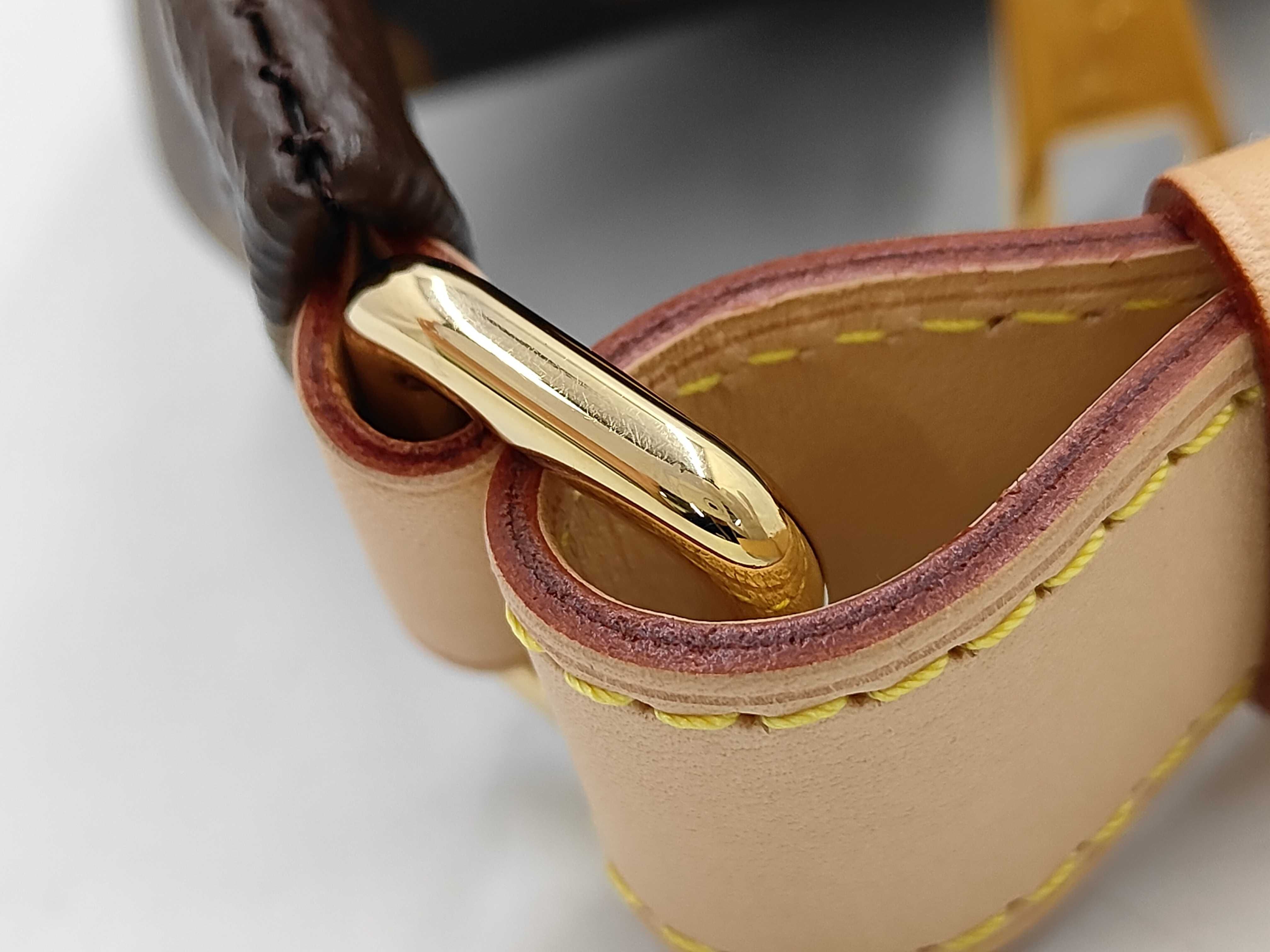 LV shoulder bag — view 6