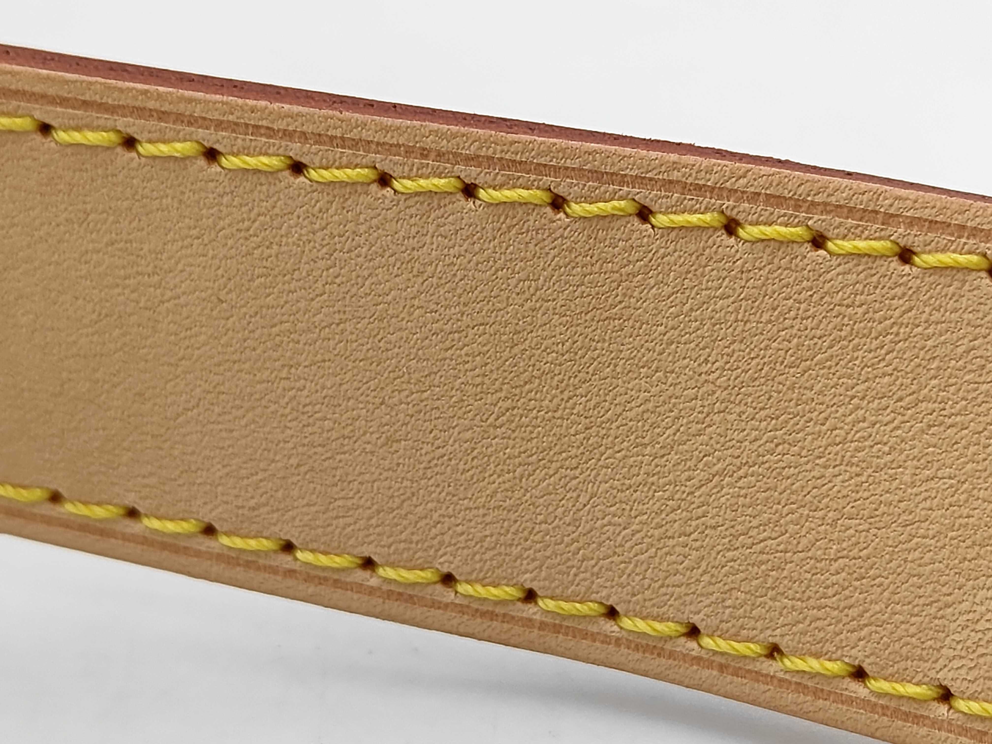 LV shoulder bag — view 7