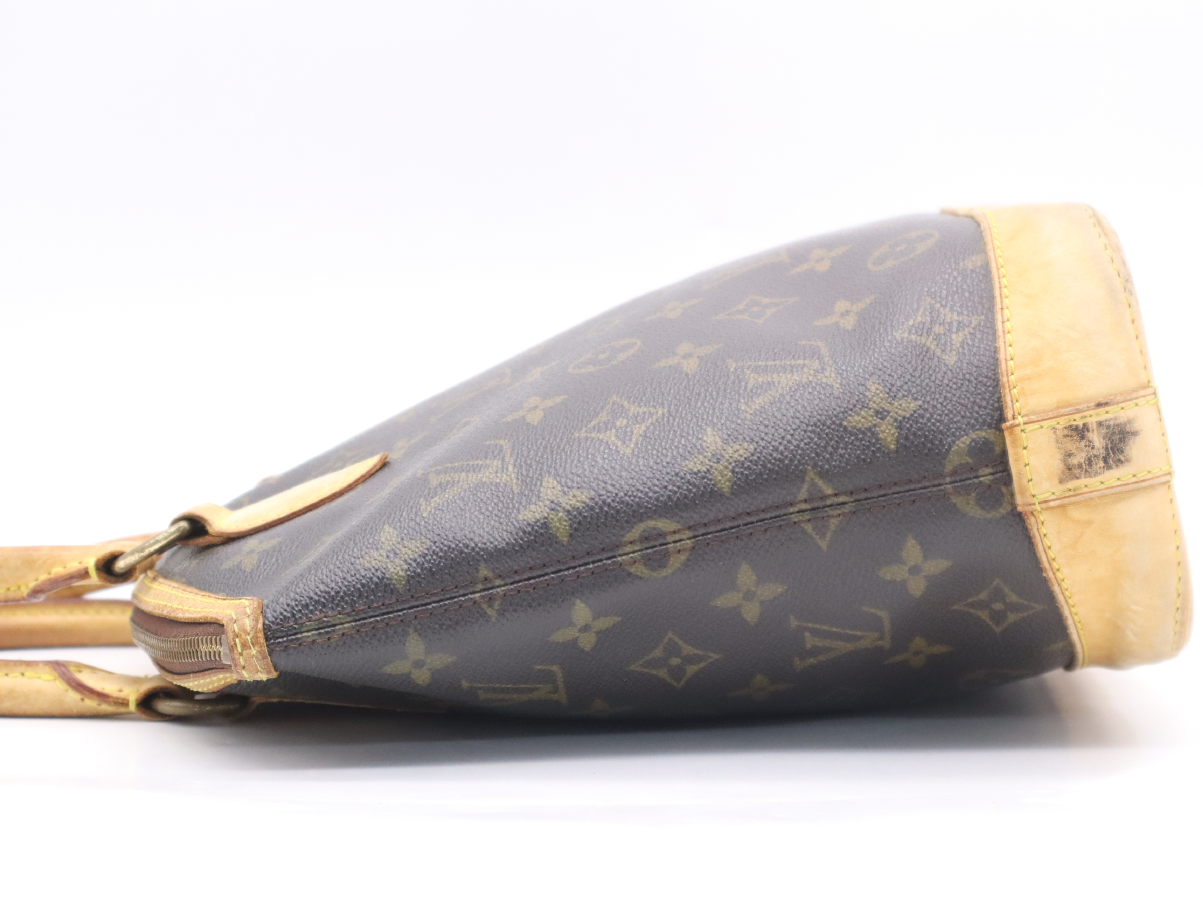 M40102 Monogram Lockit Handbag — view 3