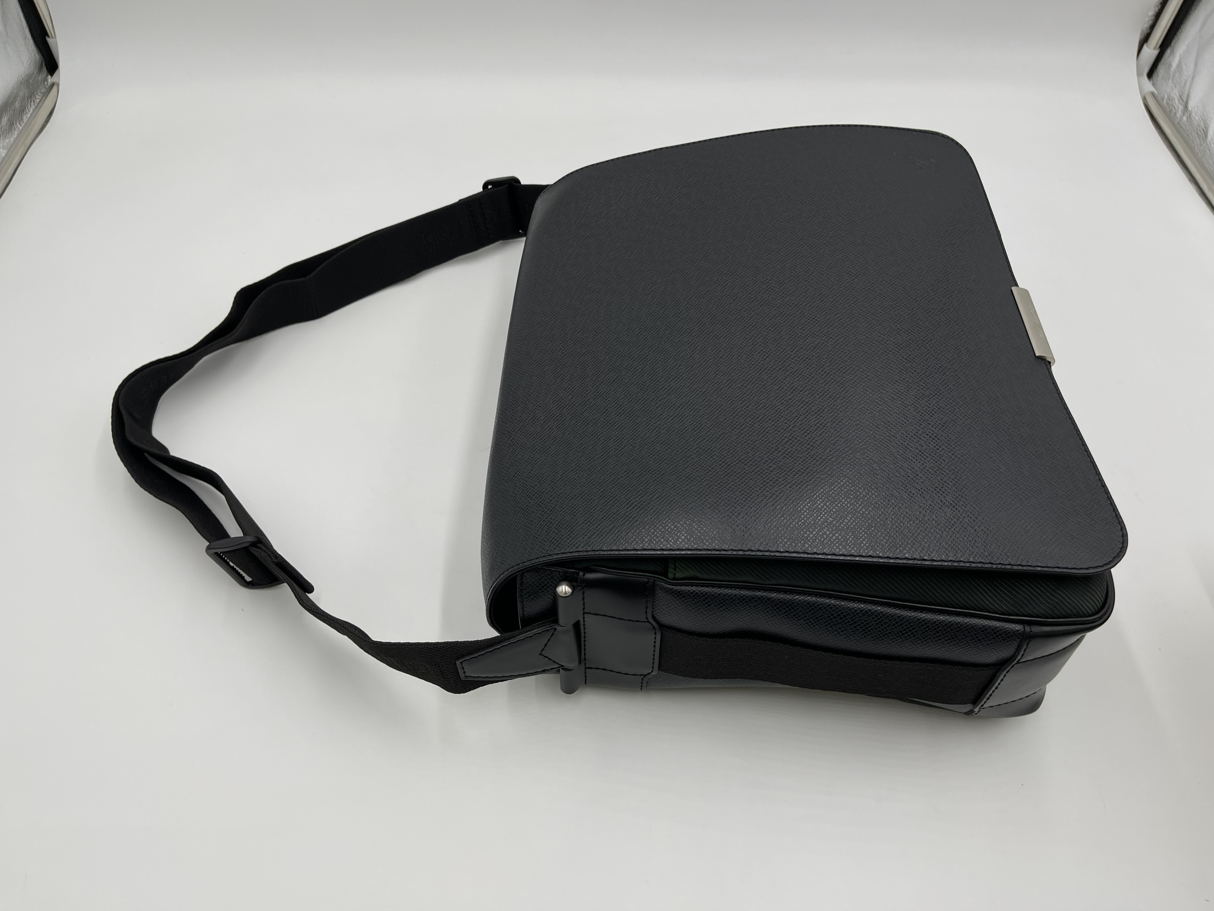 Taiga Victor M30142 SP1010 Ardoise Shoulder Bag — view 5