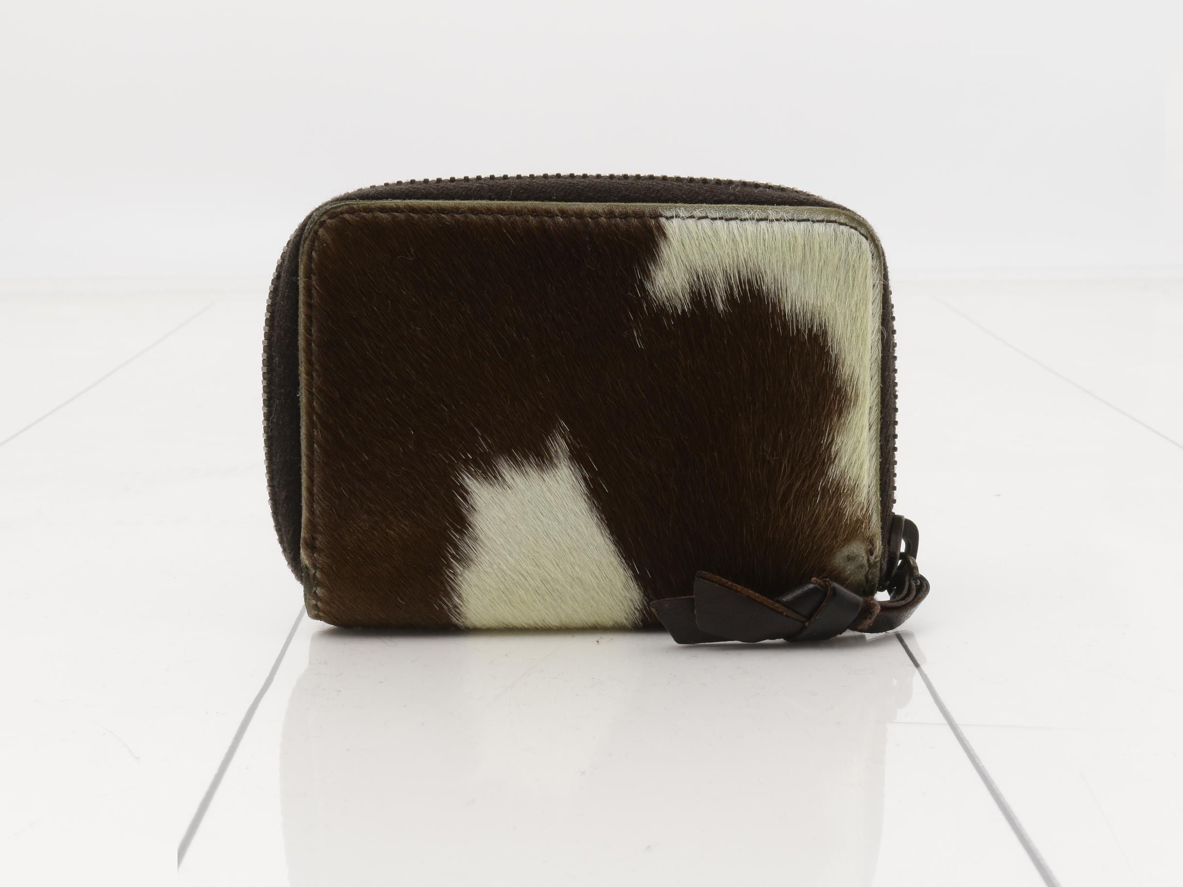 Six-key key case, calfskin — view 2