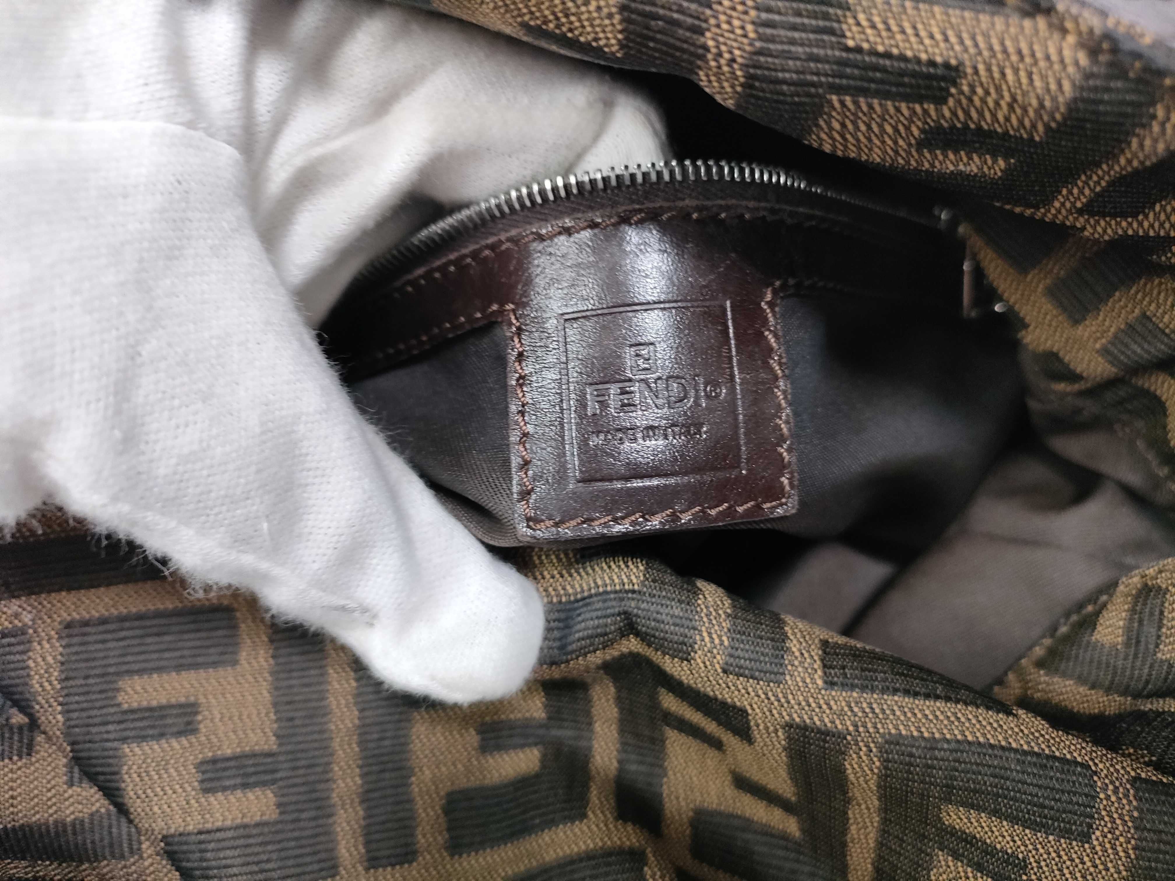 Mamma Bucket Shoulder Bag — view 15