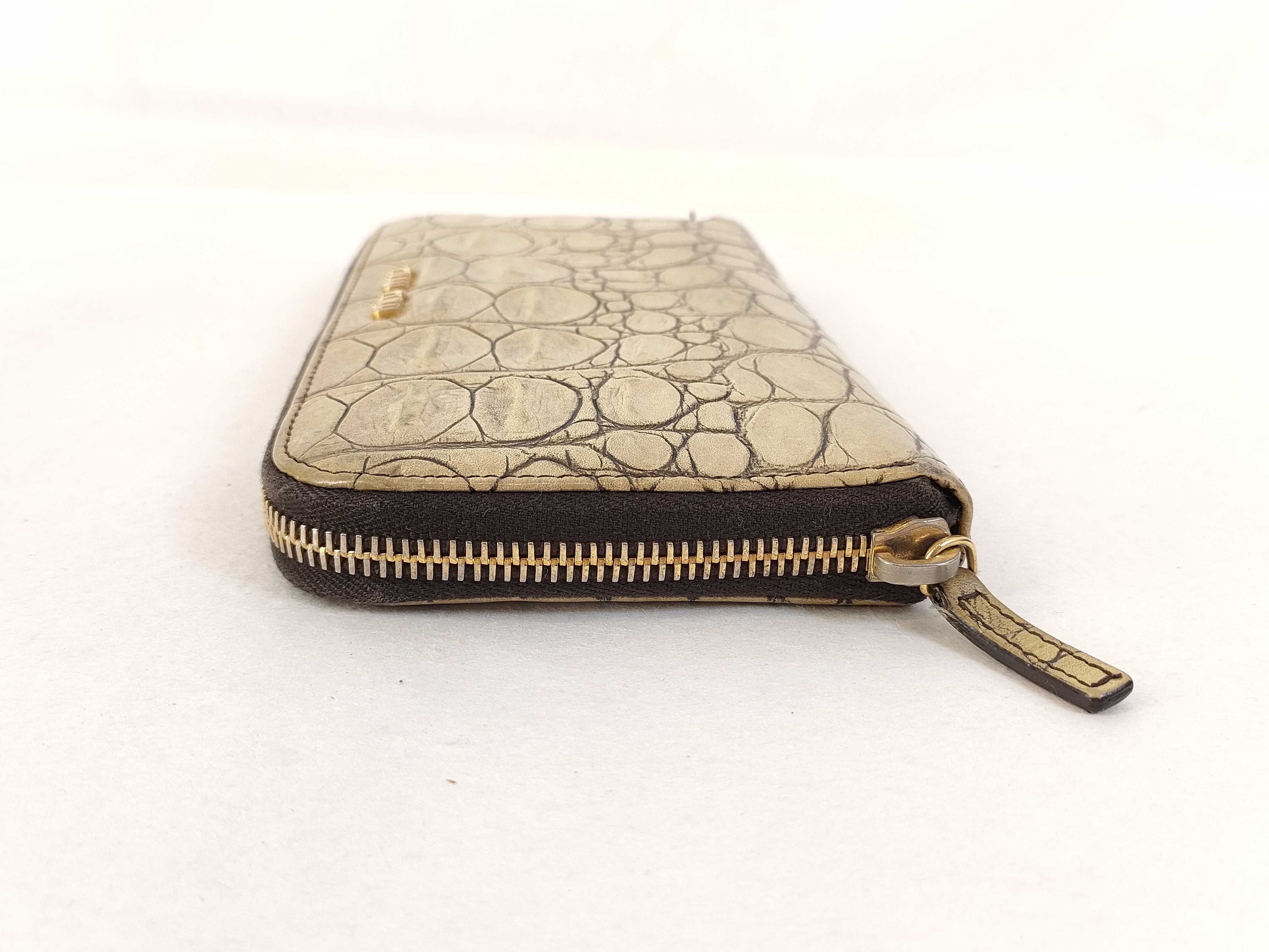 leather embossed round zipper wallet — view 7