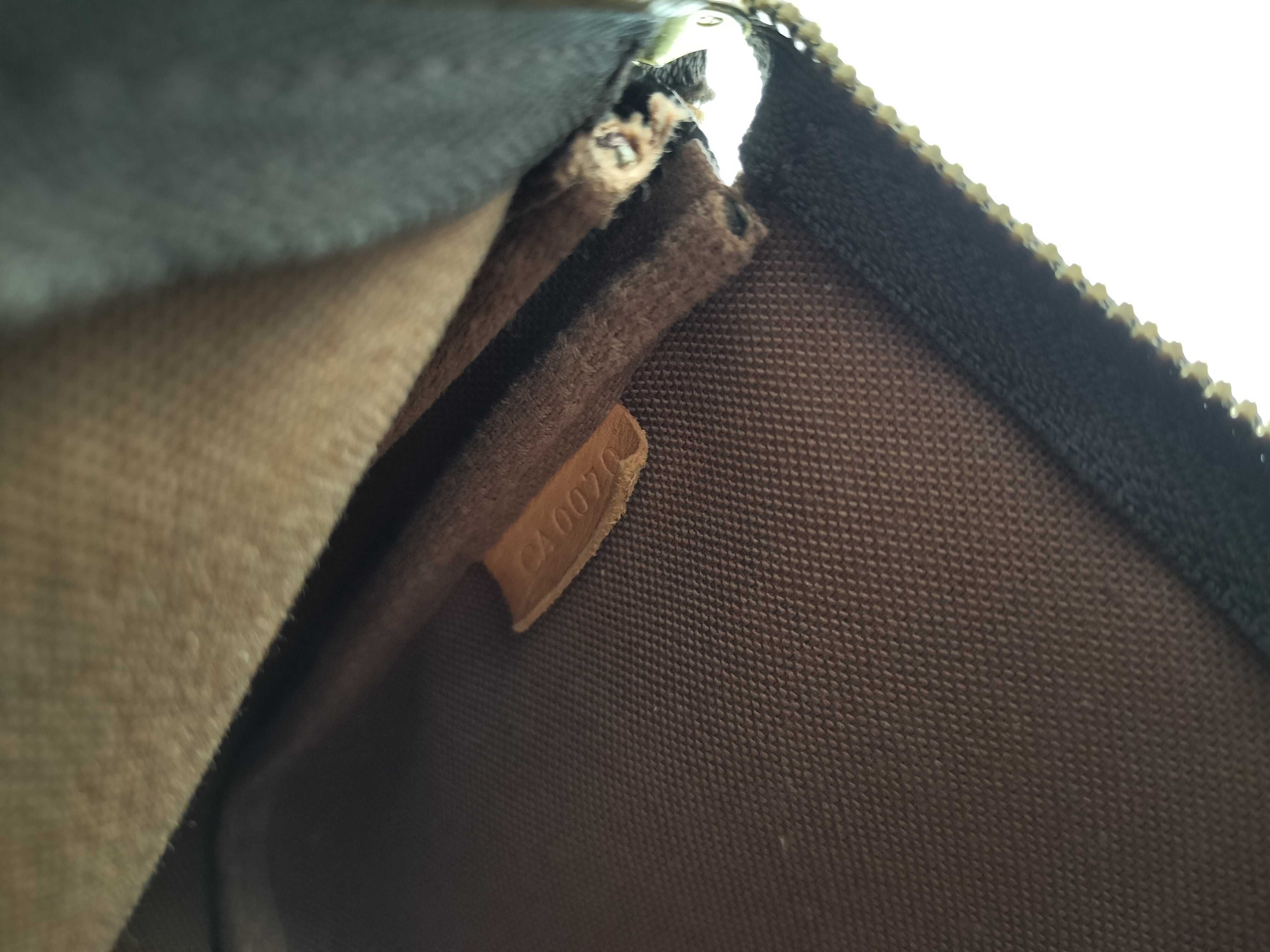 Monogram M40712 Pochette Accessoires Pouch — view 12