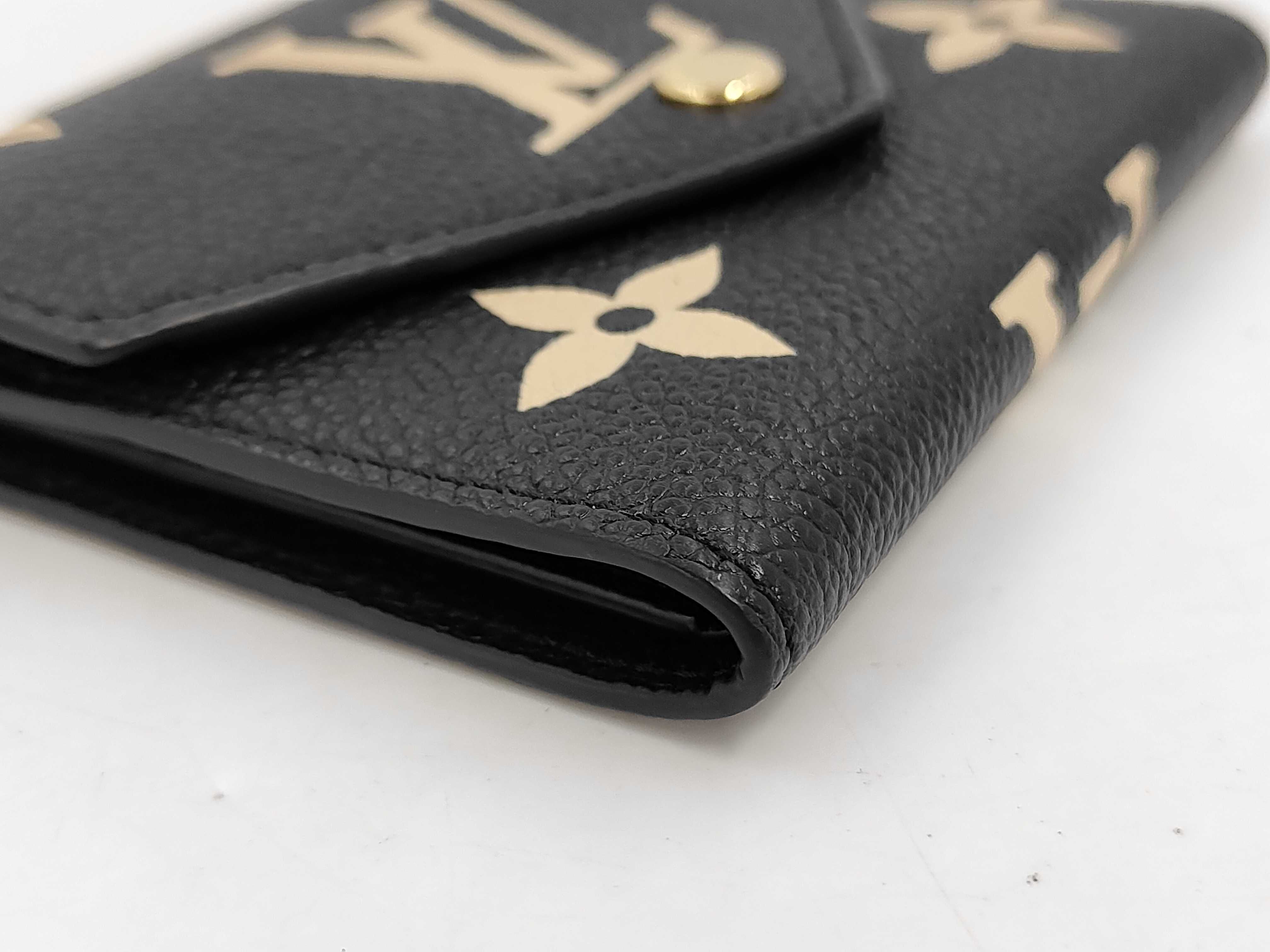 wallet — view 6
