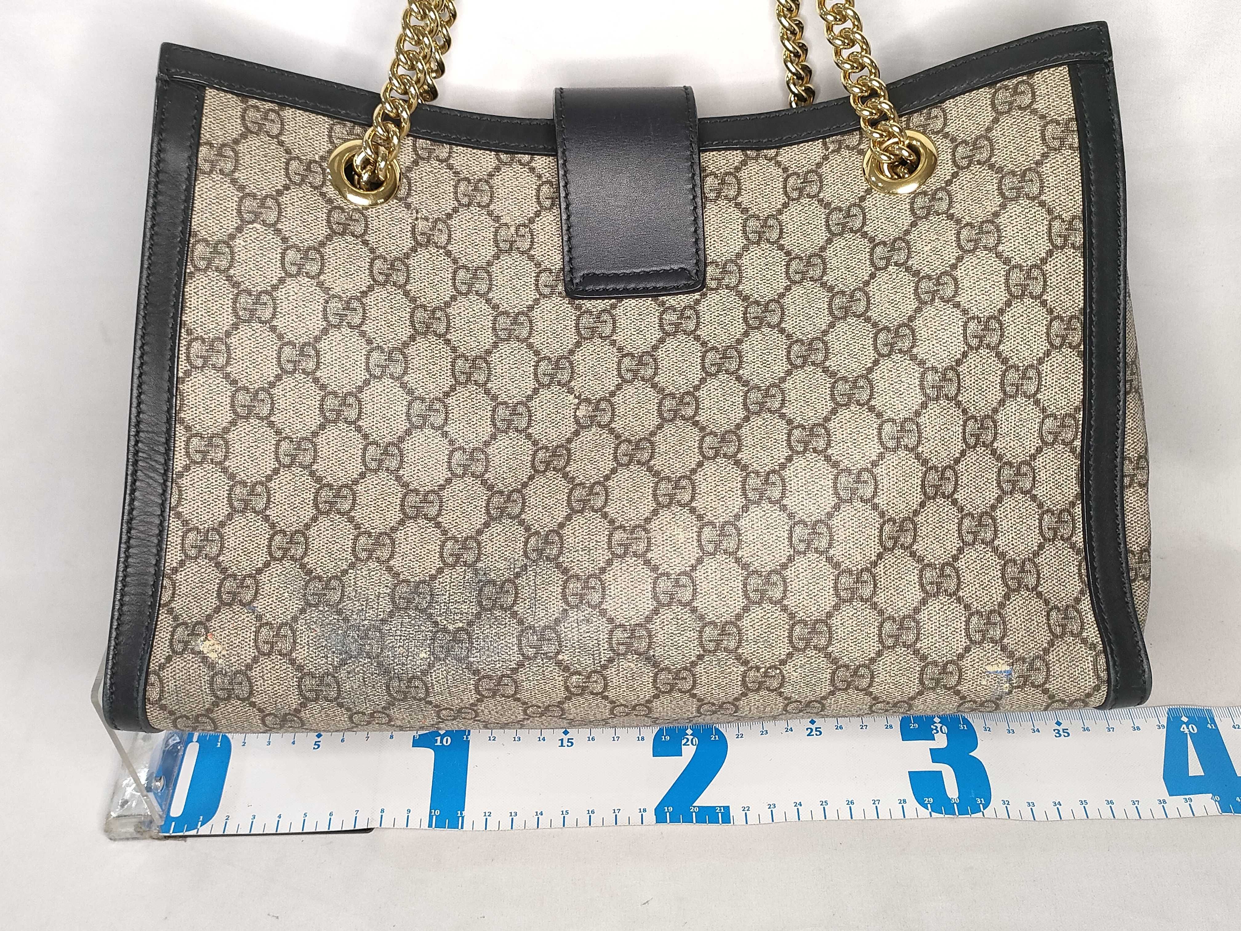 GG Supreme PH- GG Supreme Beige Canvas Padlock Medium Tote Bag 35cm — view 2