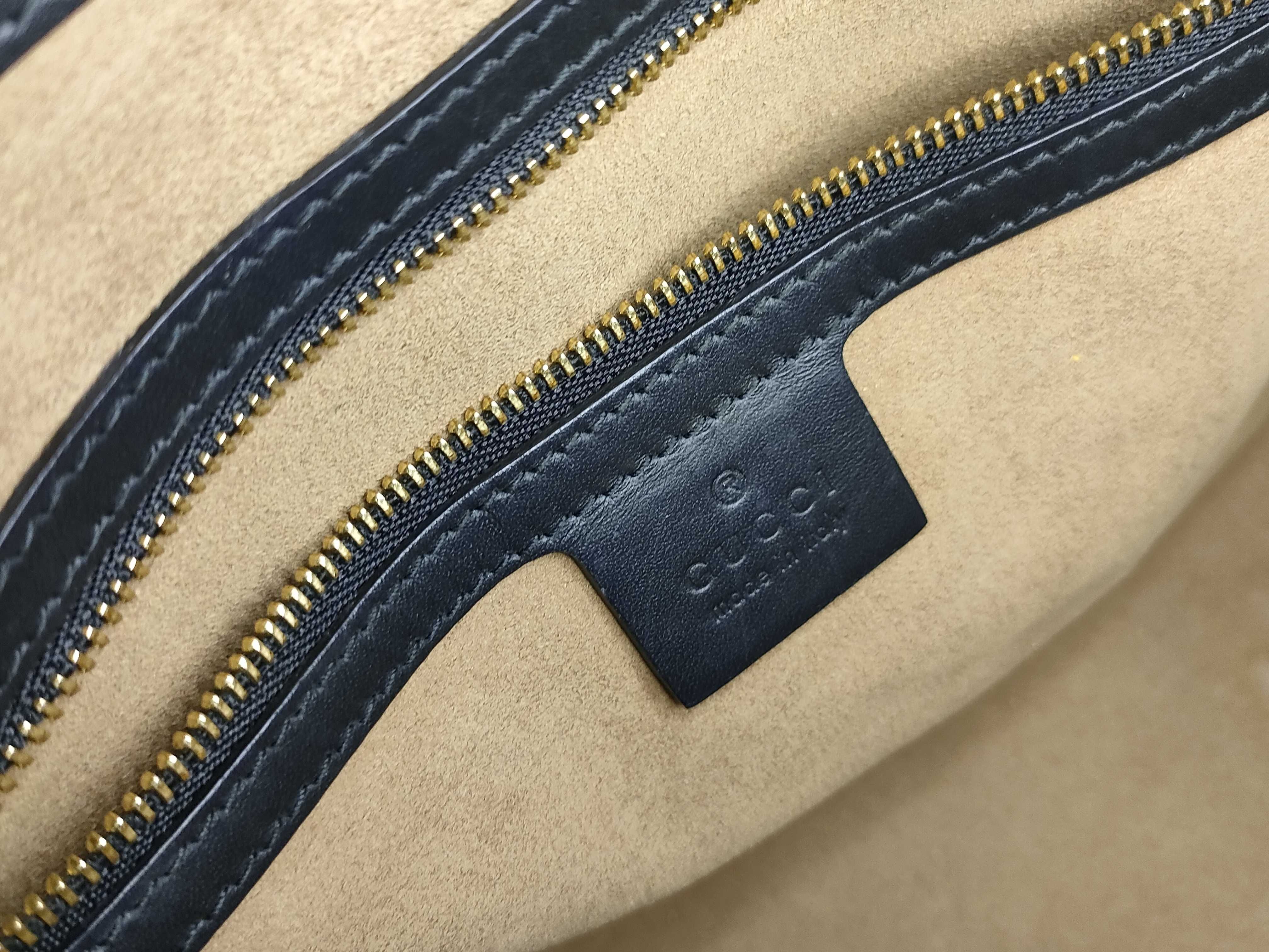 GG Supreme PH- GG Supreme Beige Canvas Padlock Medium Tote Bag 35cm — view 12