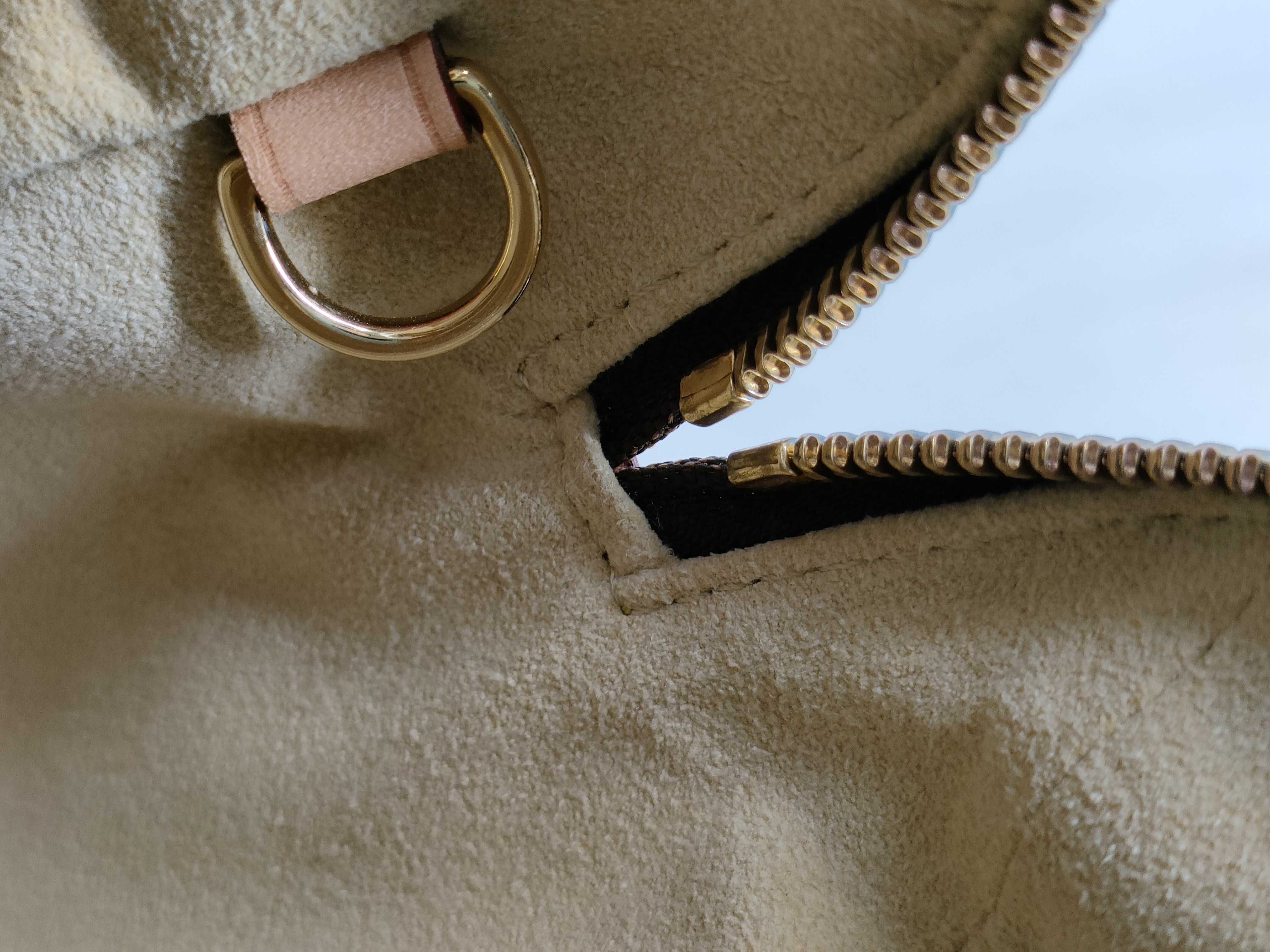 Monogram KR- Retiro PM Monogram M40325 Handbag — view 12