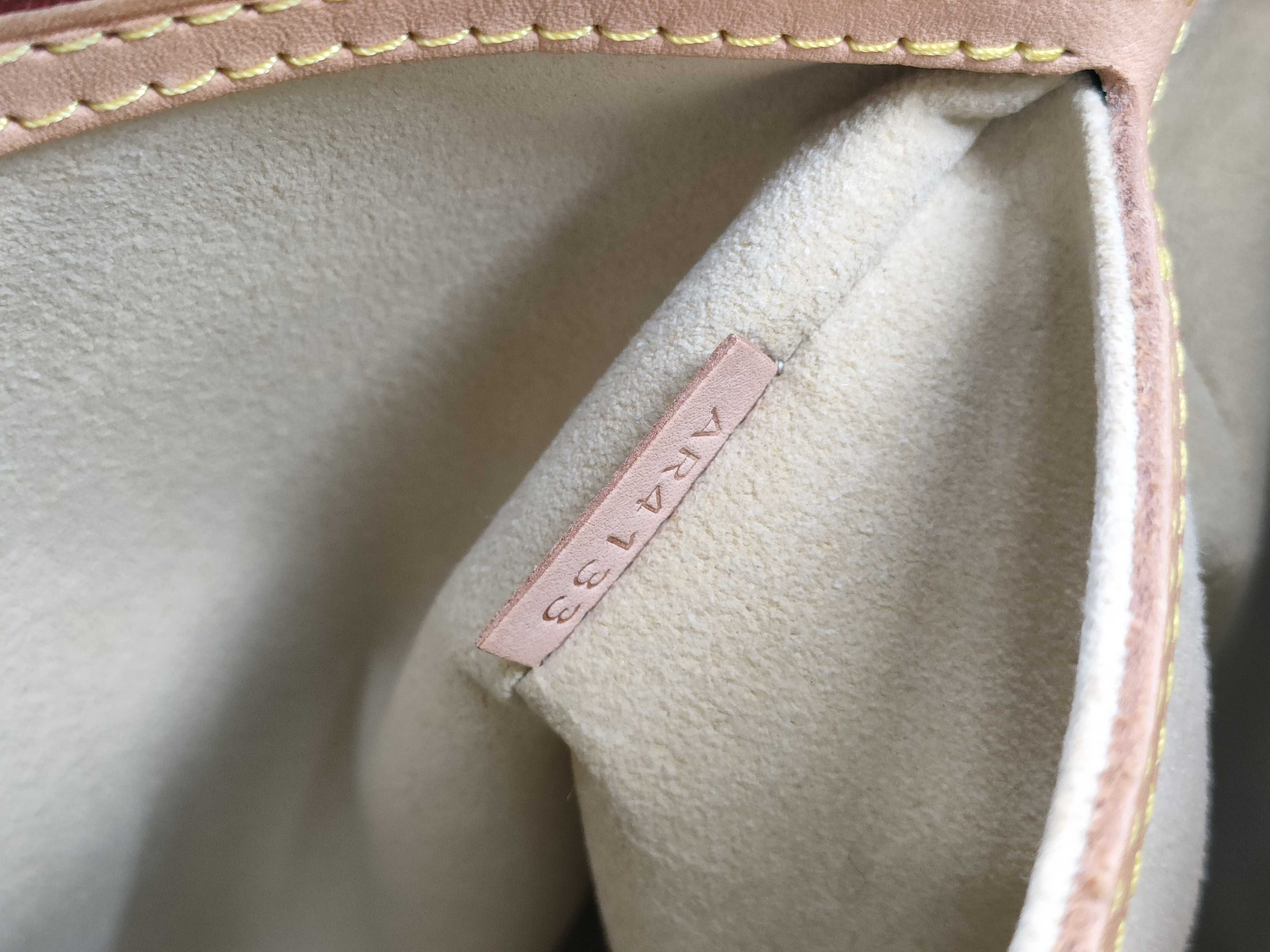 Monogram KR- Retiro PM Monogram M40325 Handbag — view 13