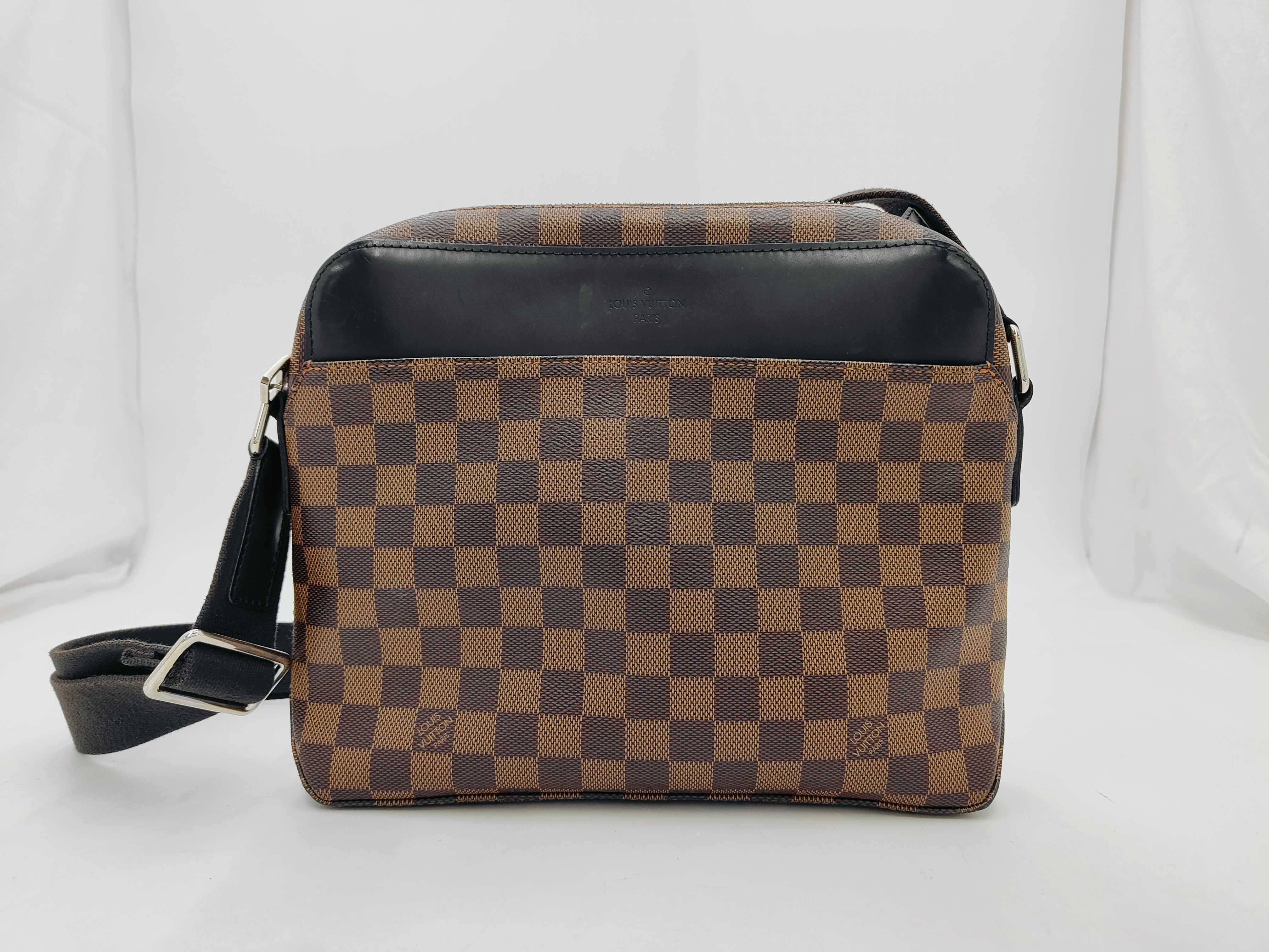 Jake Messenger Shoulder Bag
