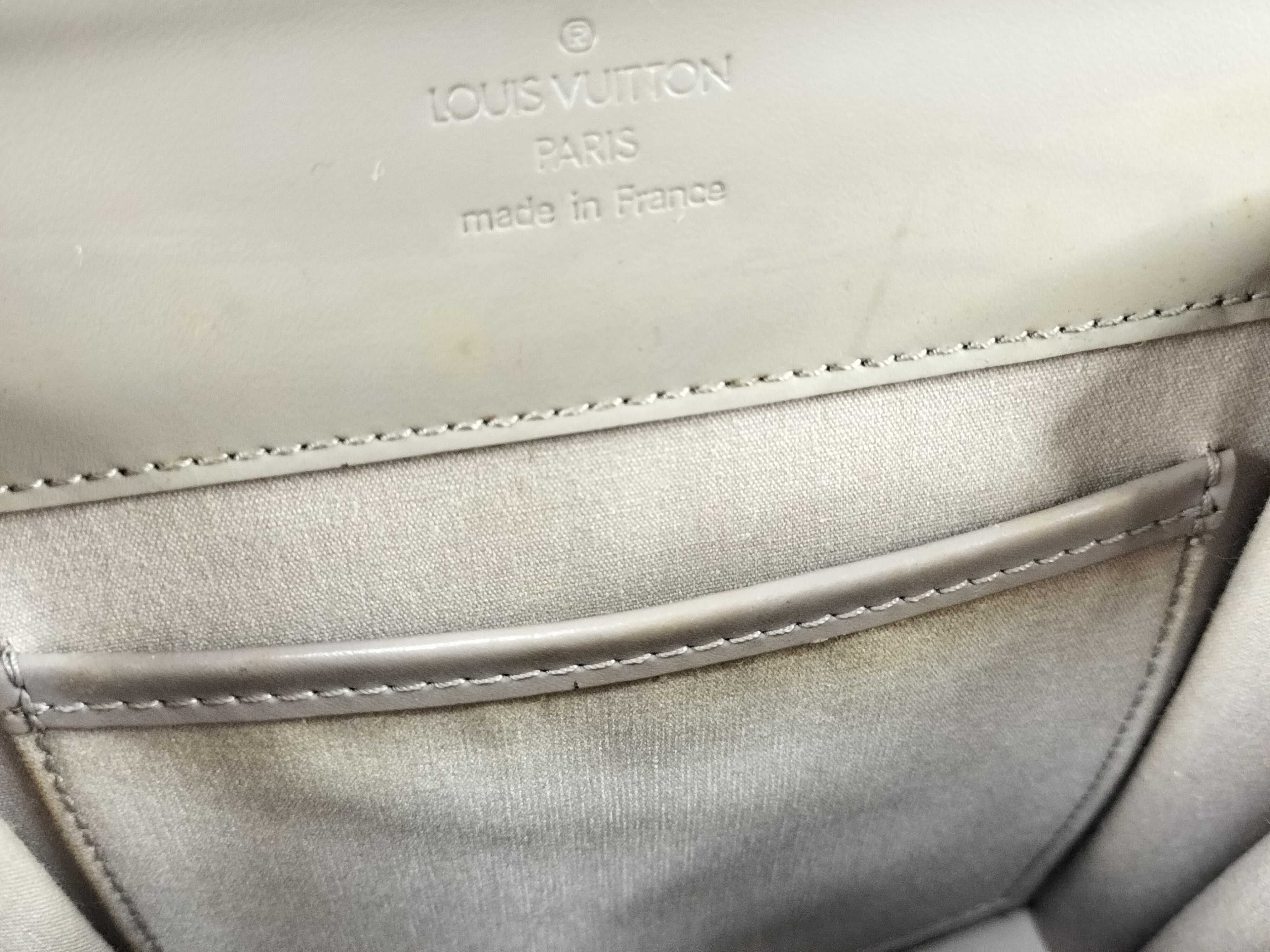 Epi LV Biarritz Epi Shoulder Bag — view 11