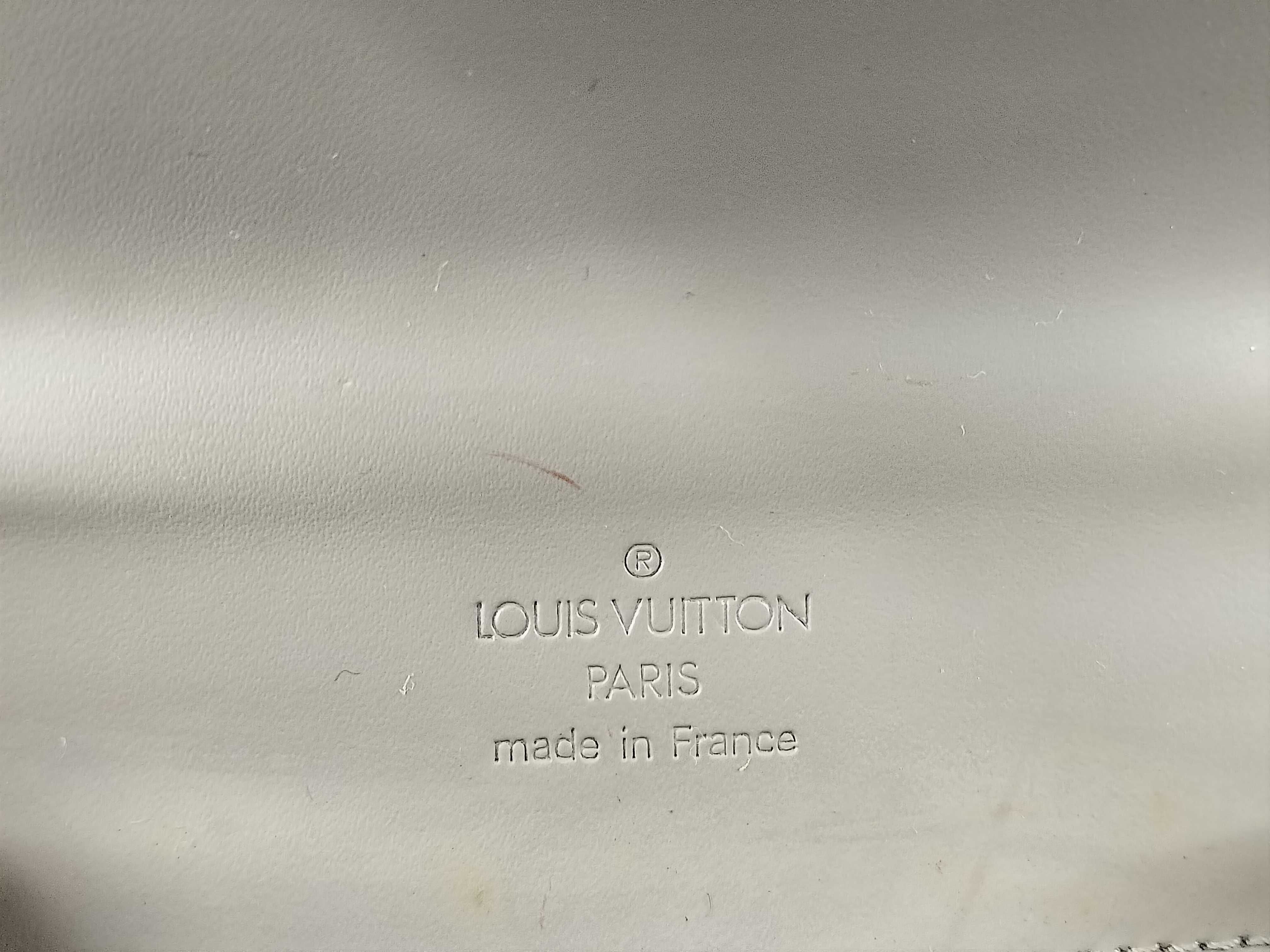 Epi LV Biarritz Epi Shoulder Bag — view 12
