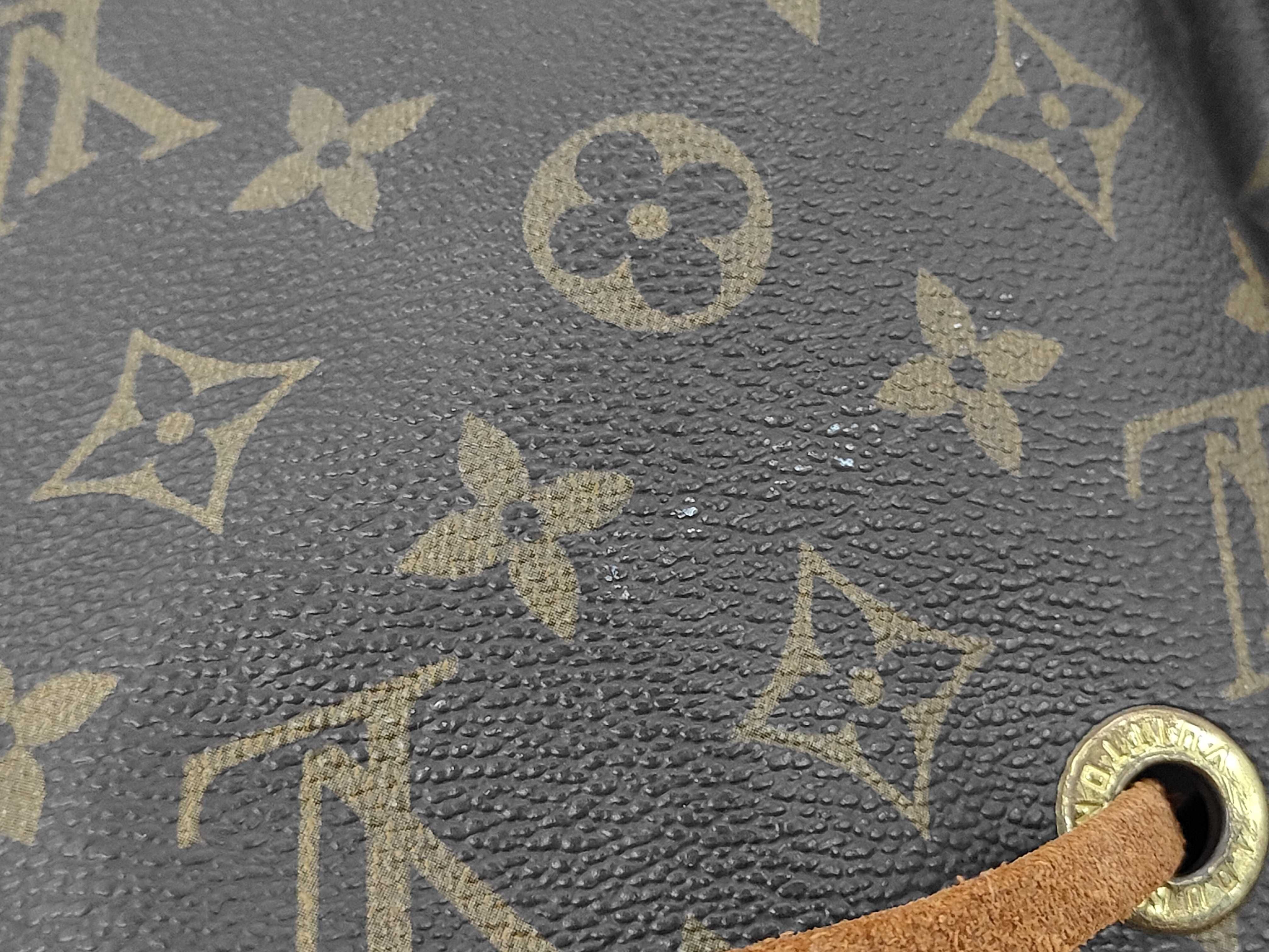 LV Monogram Petit Noé Shoulder Bag M42226 — view 11