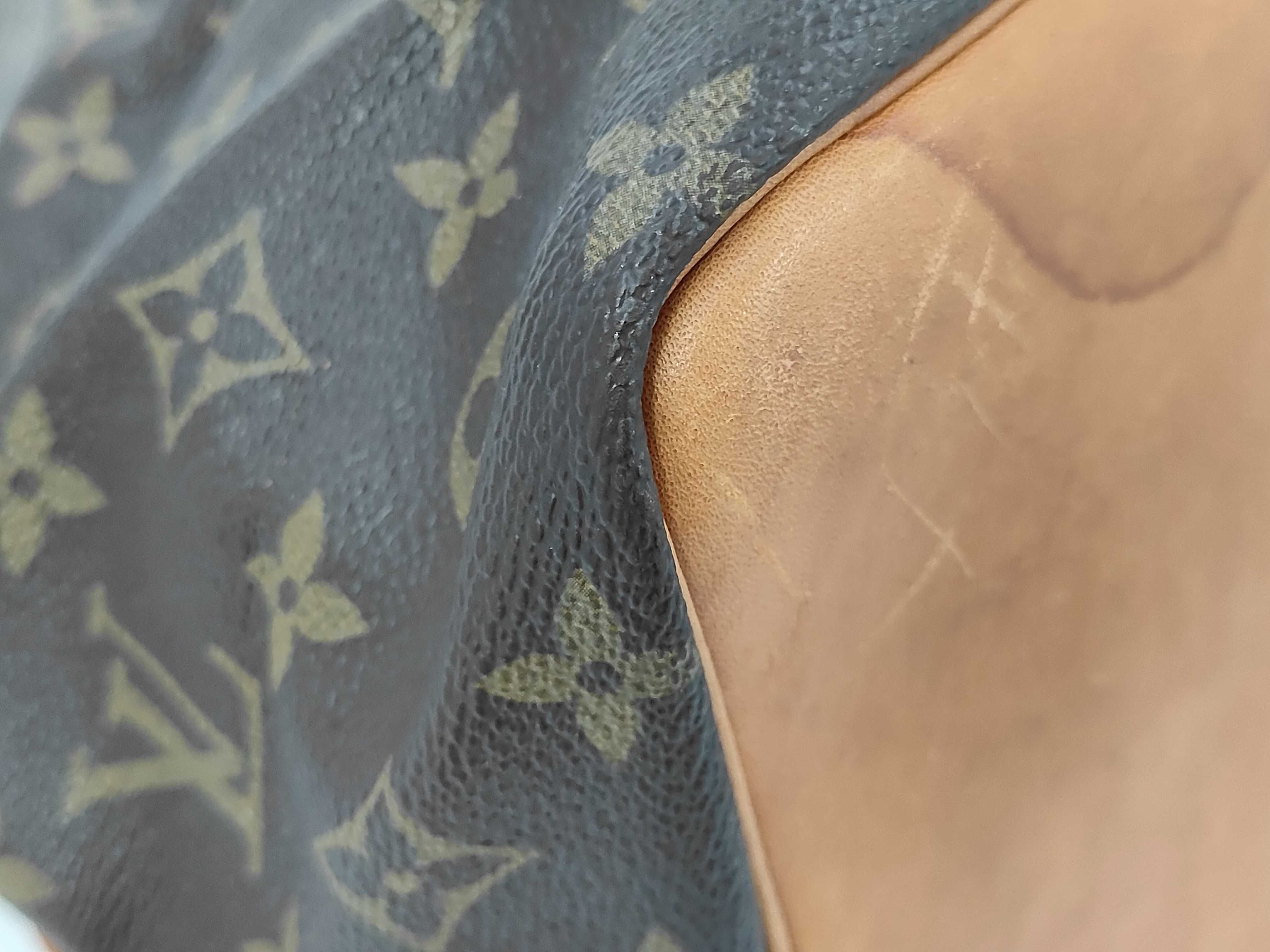 LV Monogram Petit Noé Shoulder Bag M42226 — view 4