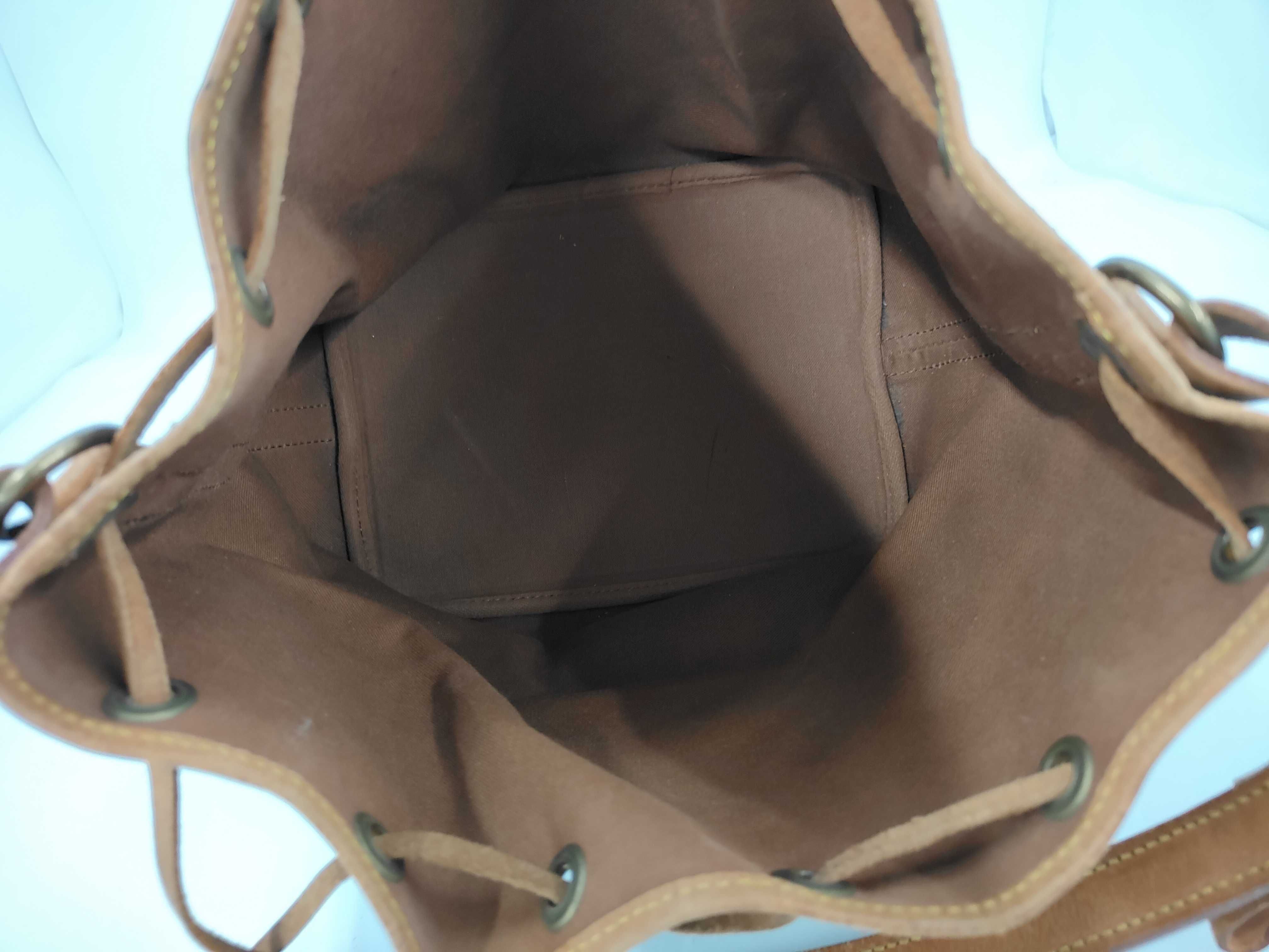 LV Monogram Petit Noé Shoulder Bag M42226 — view 8