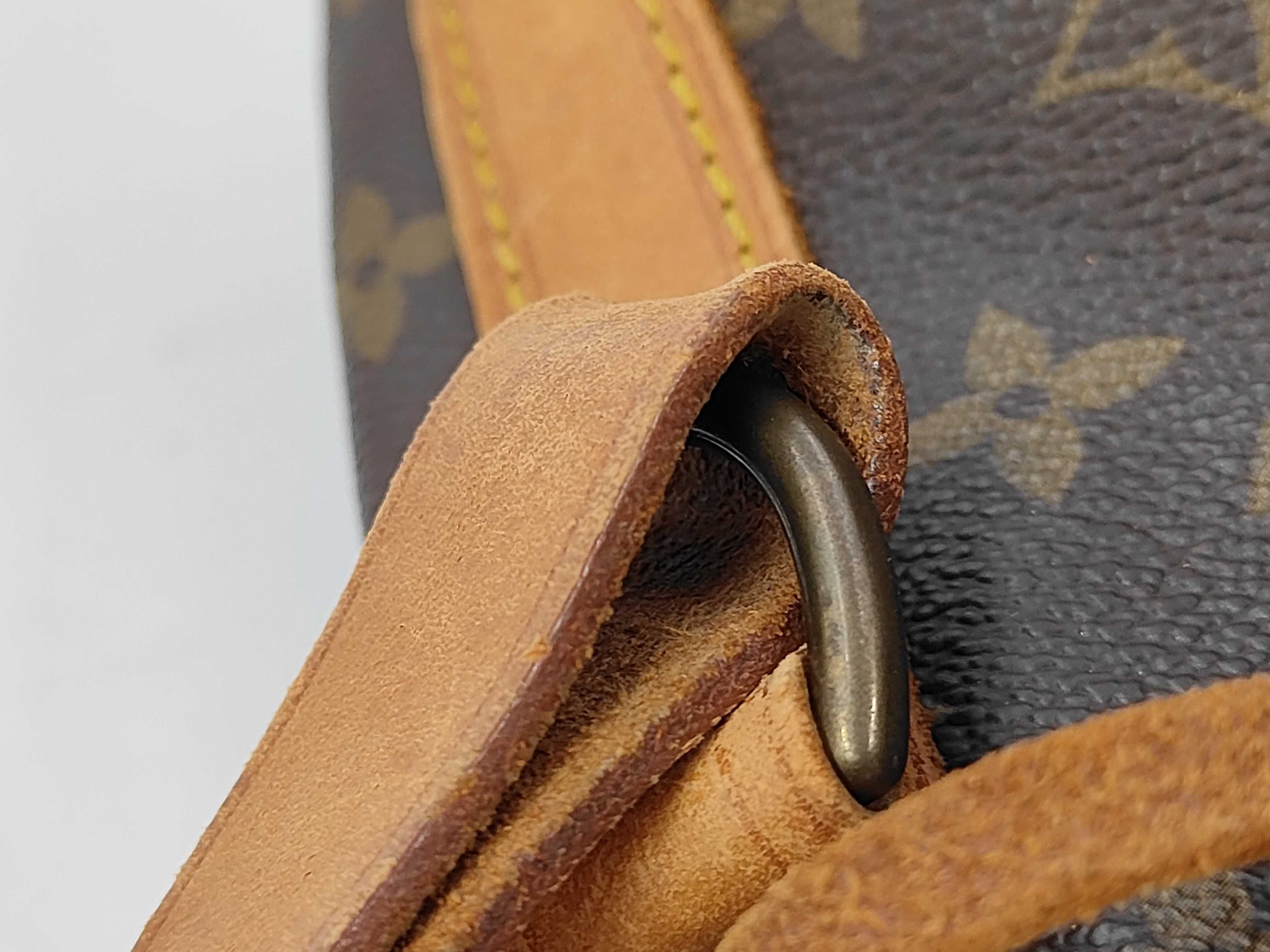 LV Monogram Petit Noé Shoulder Bag M42226 — view 10