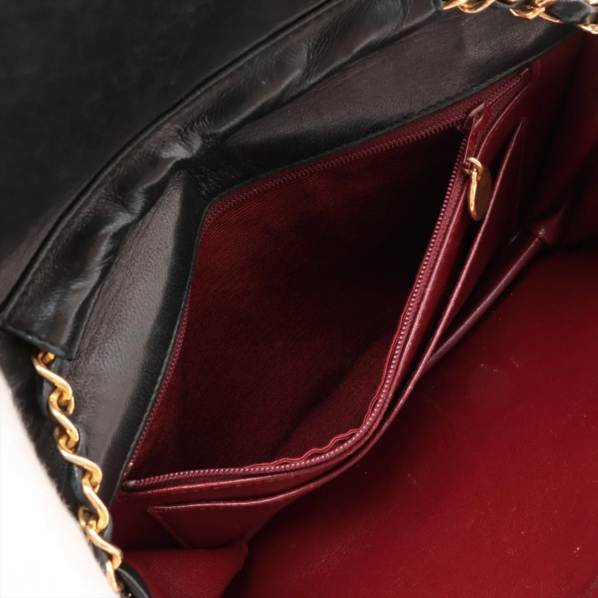 [Individually packaged] Chanel Matelassé Lambskin 2-Way Shoulder Bag, Black with Gold Hardware, 1811916, Unit 1 — view 7