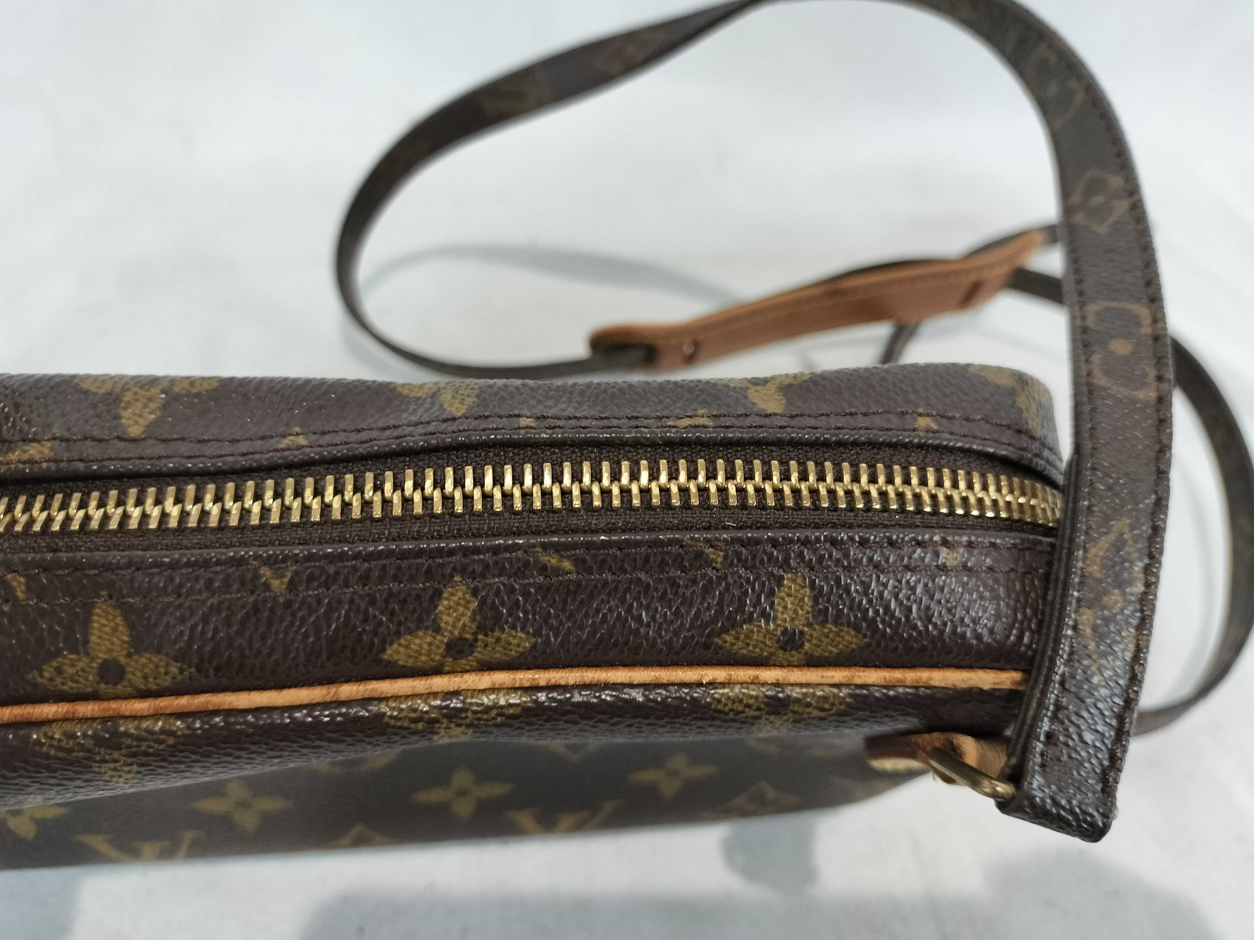 Monogram Pochette Marly Bandoulière M51828 Shoulder Bag — view 8