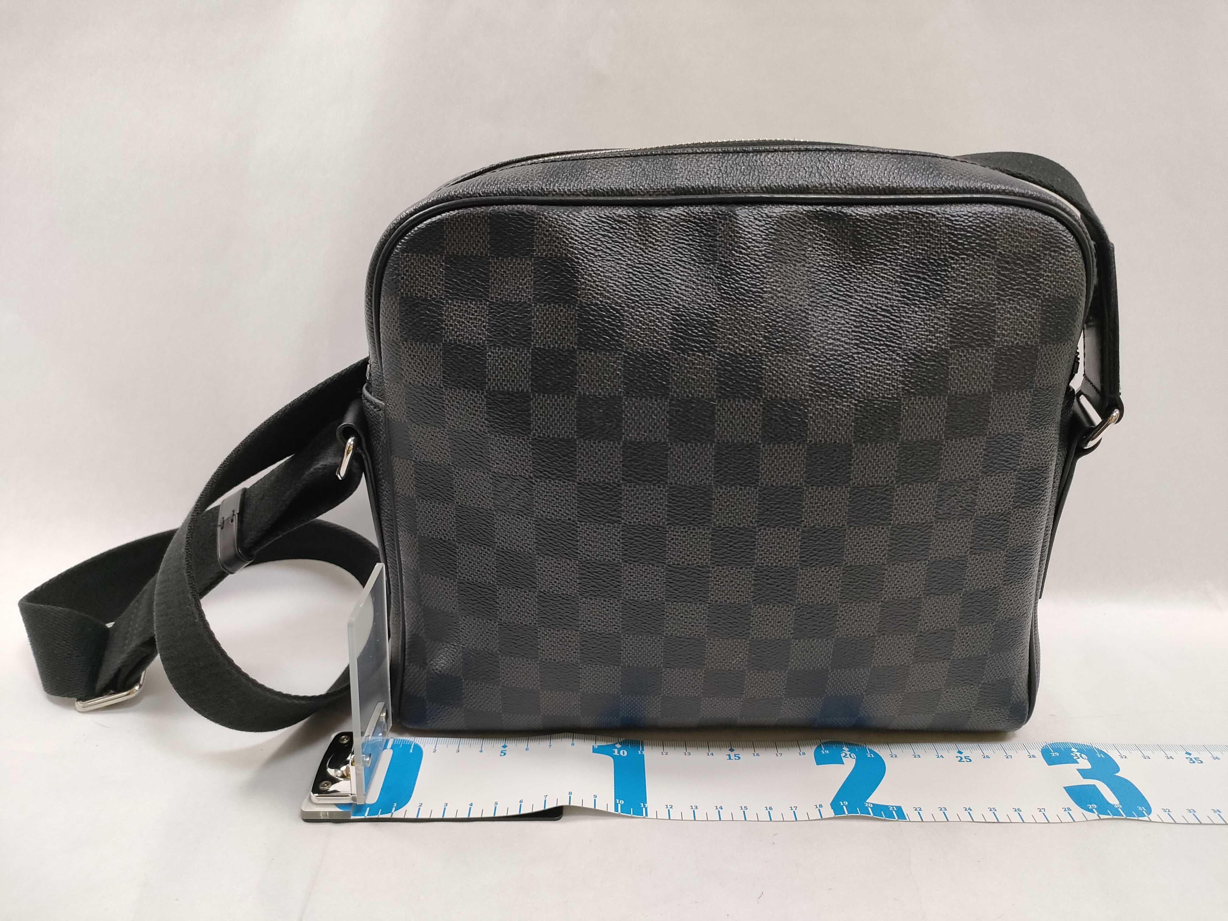 Damier Graphite Dayton PM N41408 CA2128 Black Shoulder Bag — view 2