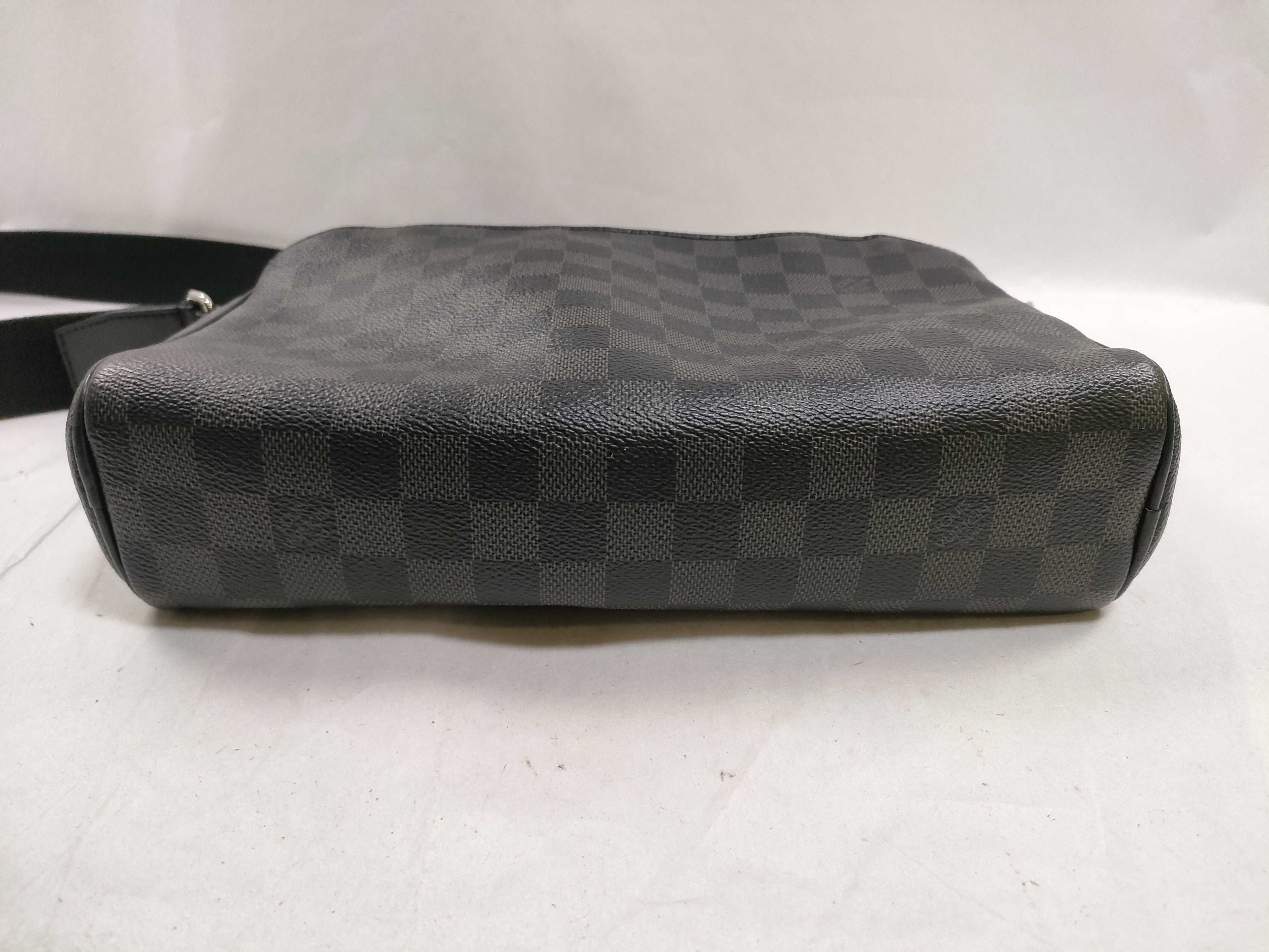 Damier Graphite Dayton PM N41408 CA2128 Black Shoulder Bag — view 9
