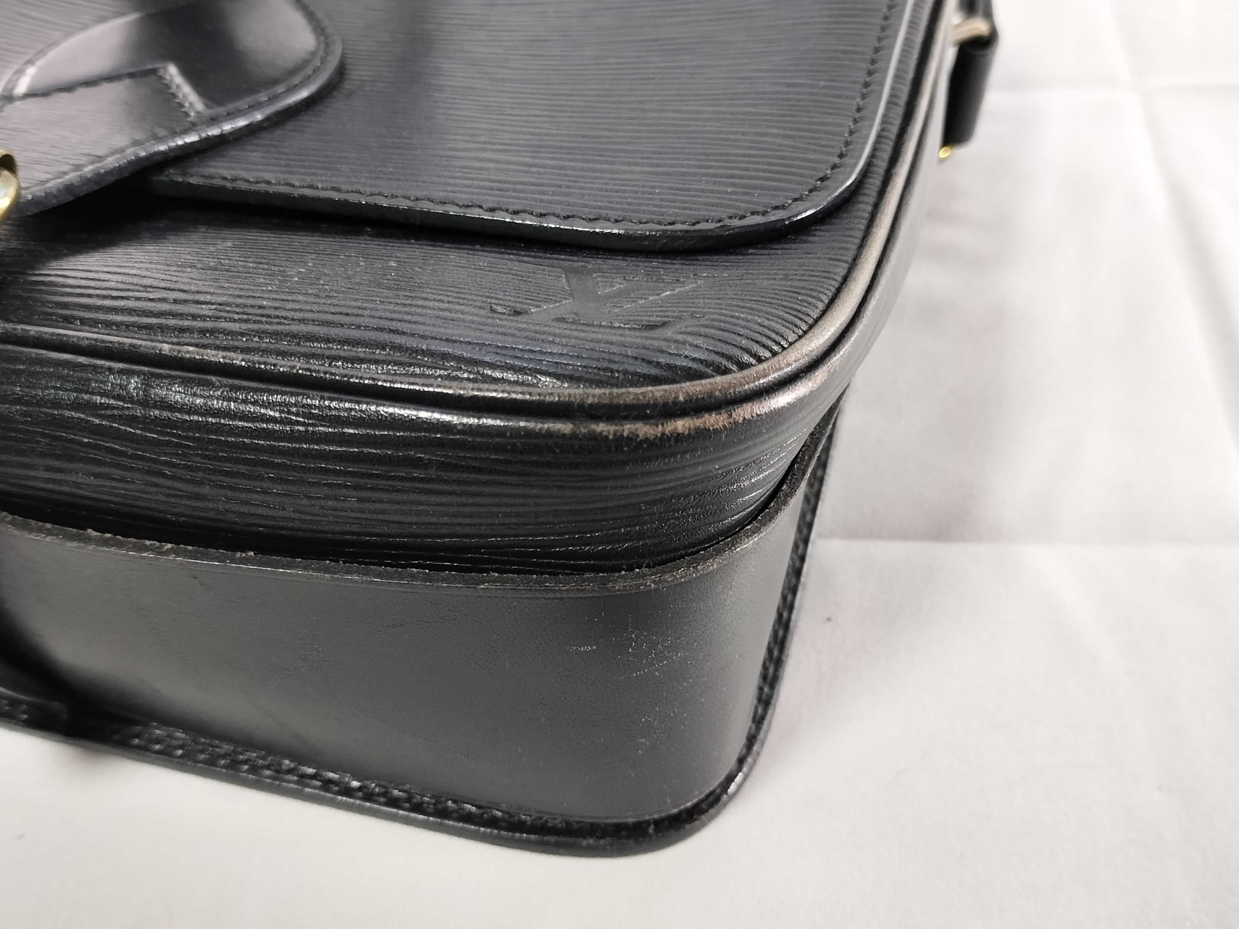 Epi M52242 Cartouchiere Shoulder Bag — view 6