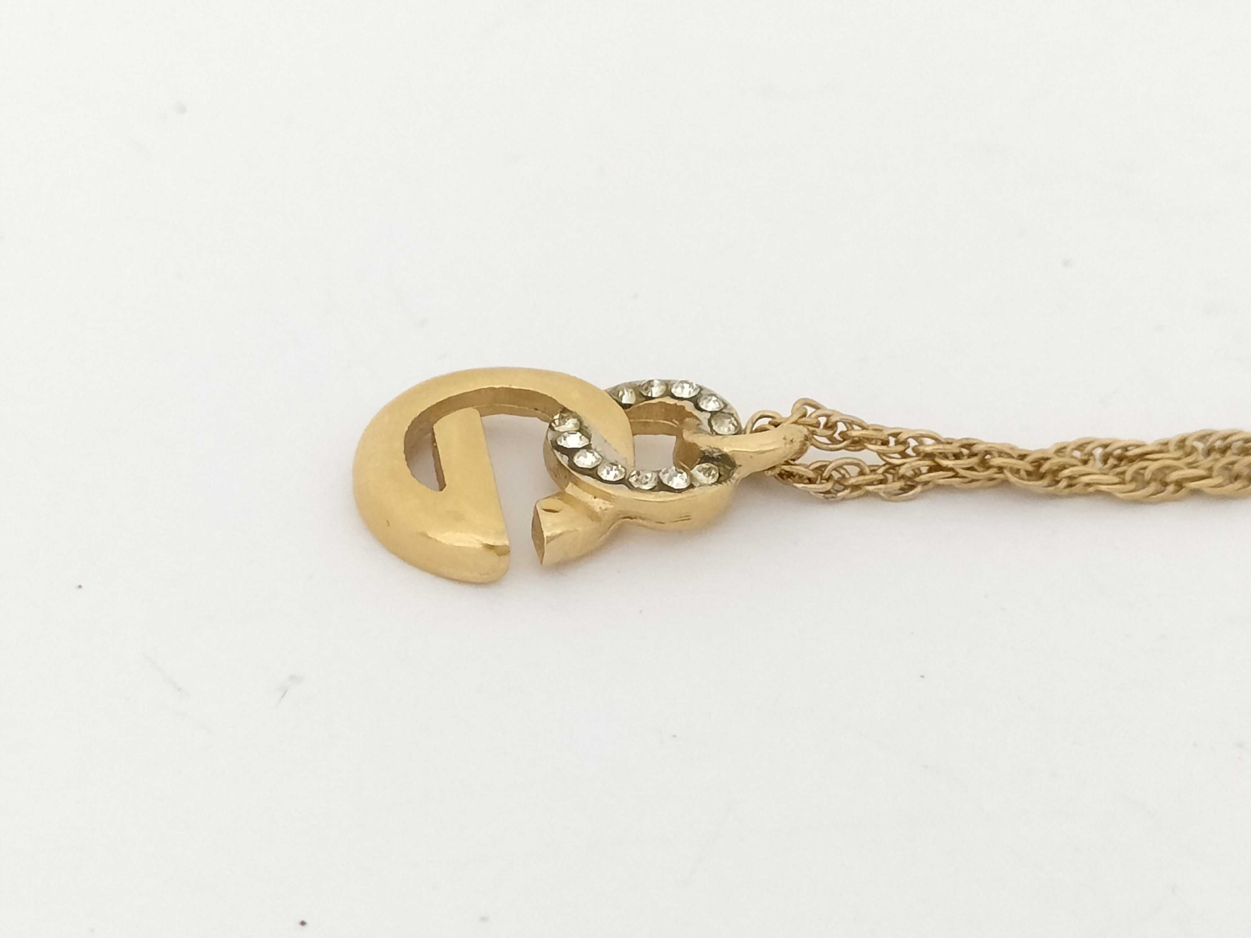 Necklace — view 3