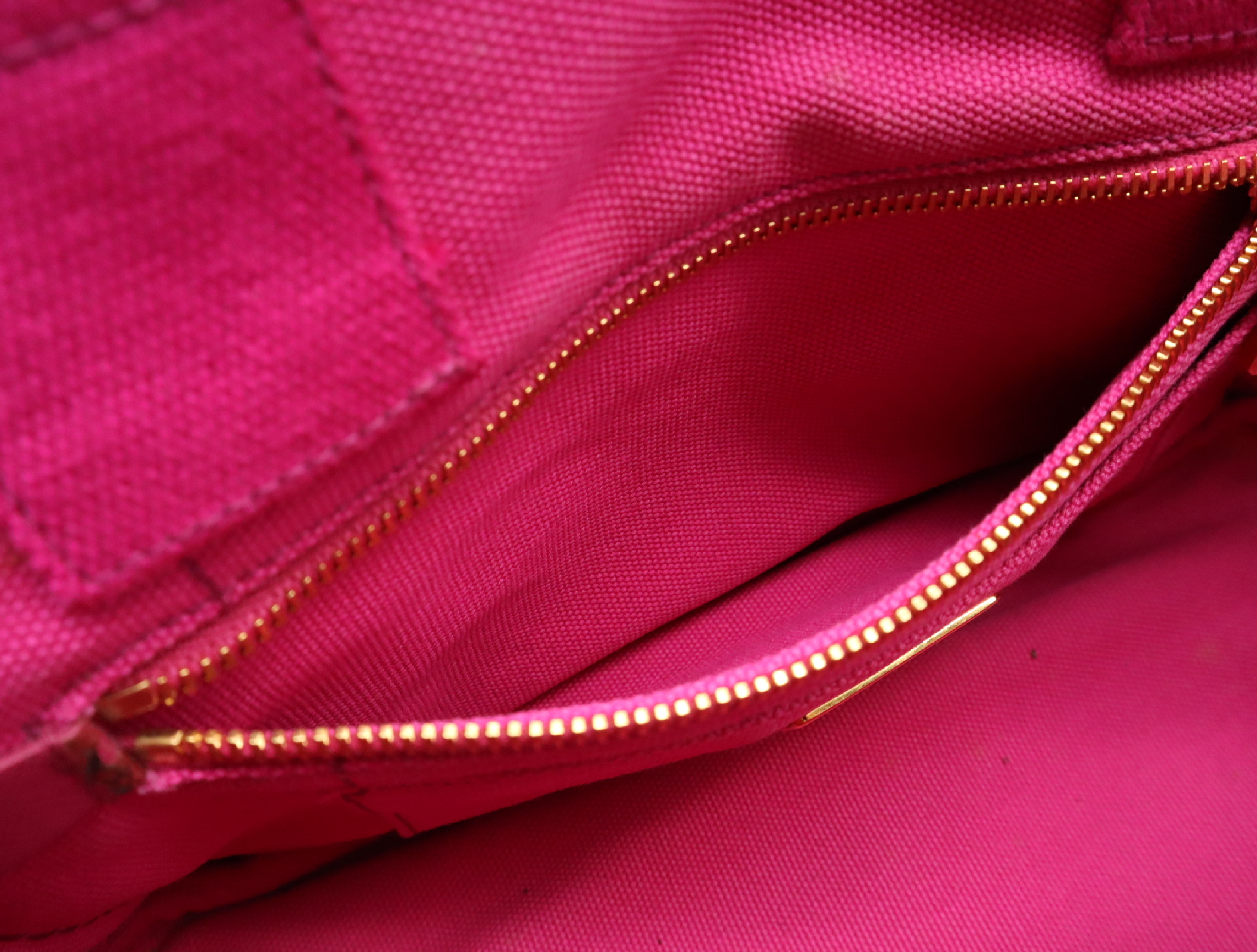 Canvas Canapa Handbag, Pink, Gold Hardware, with Shoulder Strap — view 15