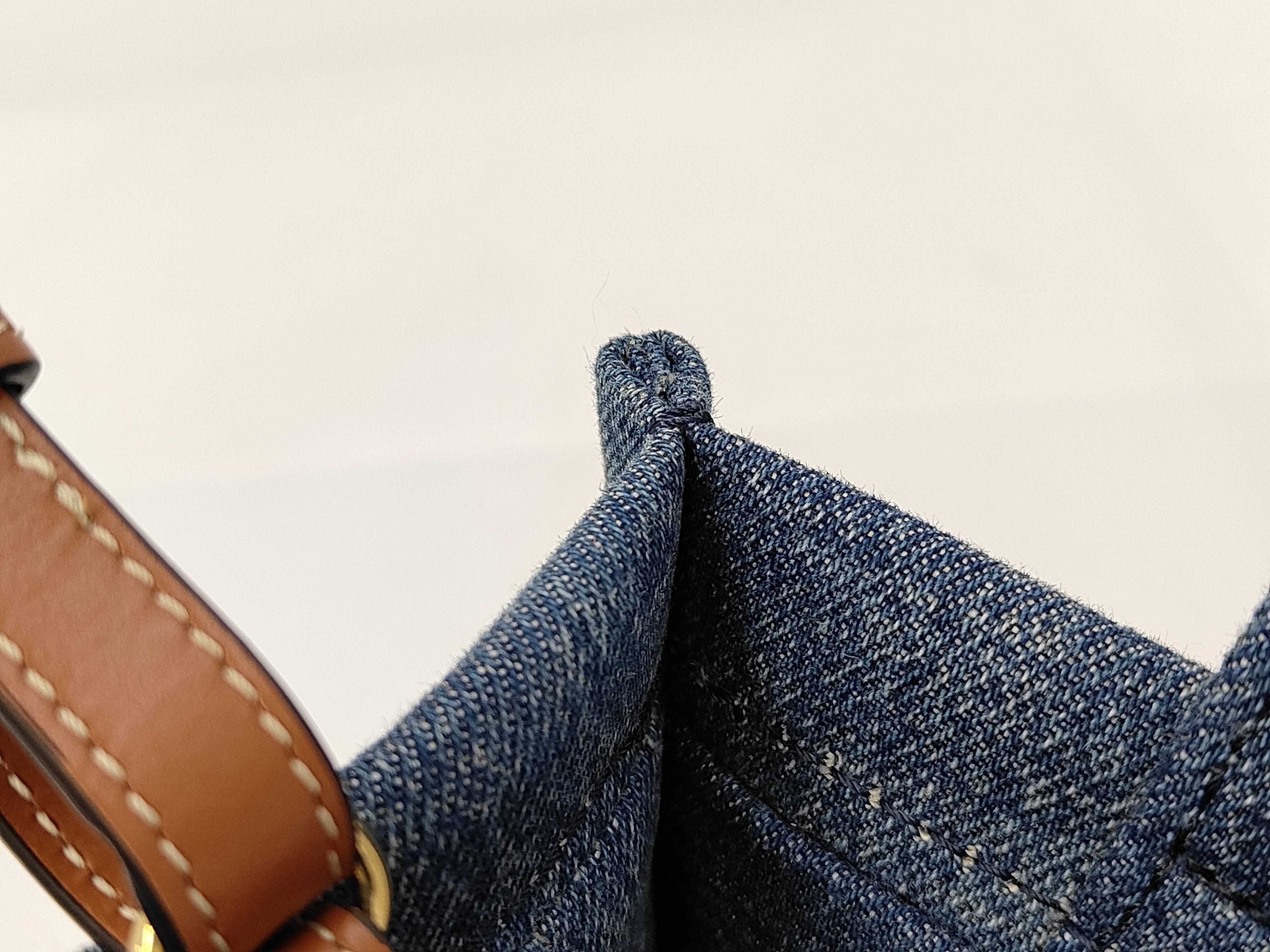 Cabatice Small Denim Tote Bag Handbag — view 10