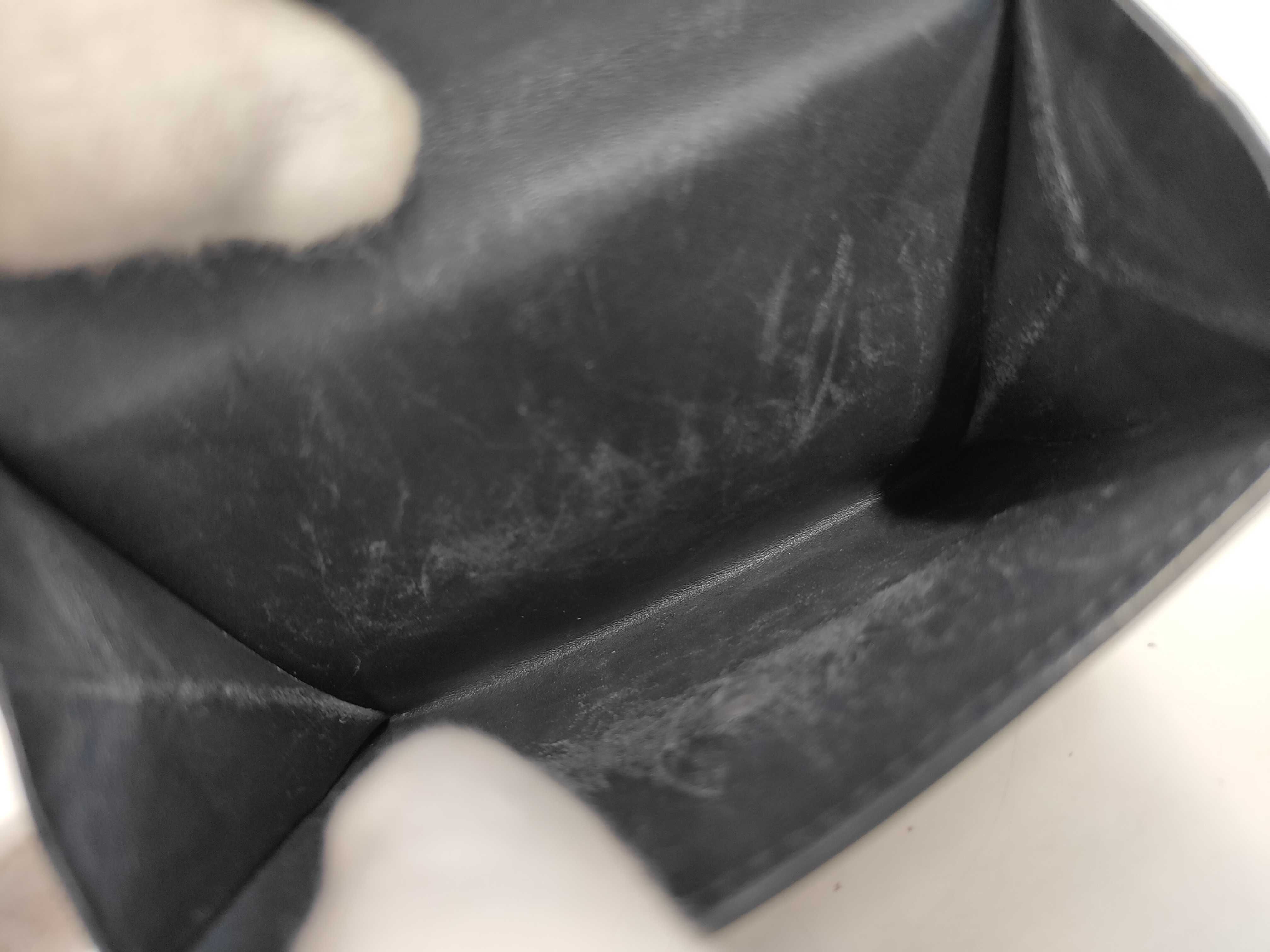 Monogram Matte Louis Vuitton Ludlow M65122 Wallet — view 8
