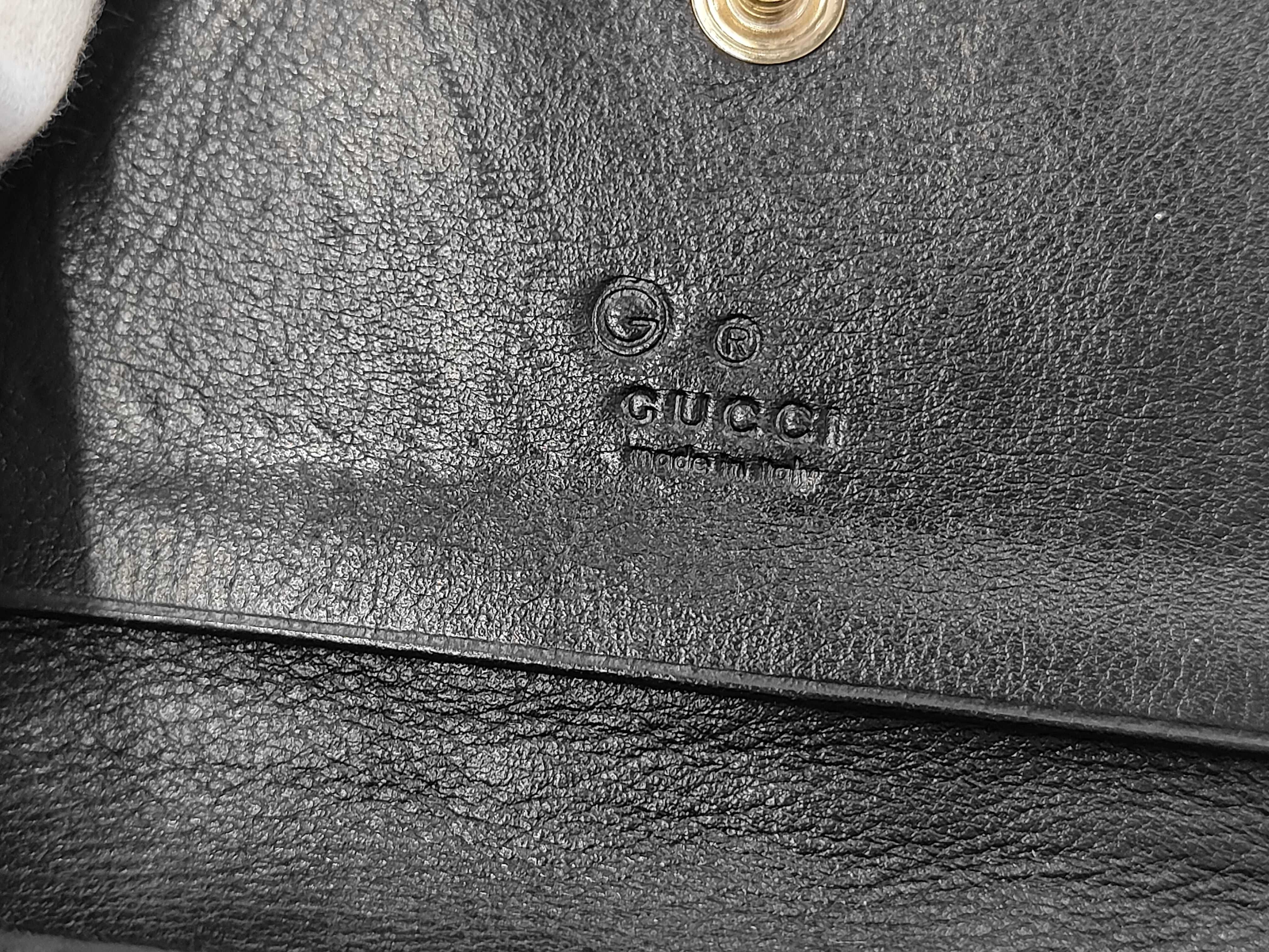 coin case — view 4