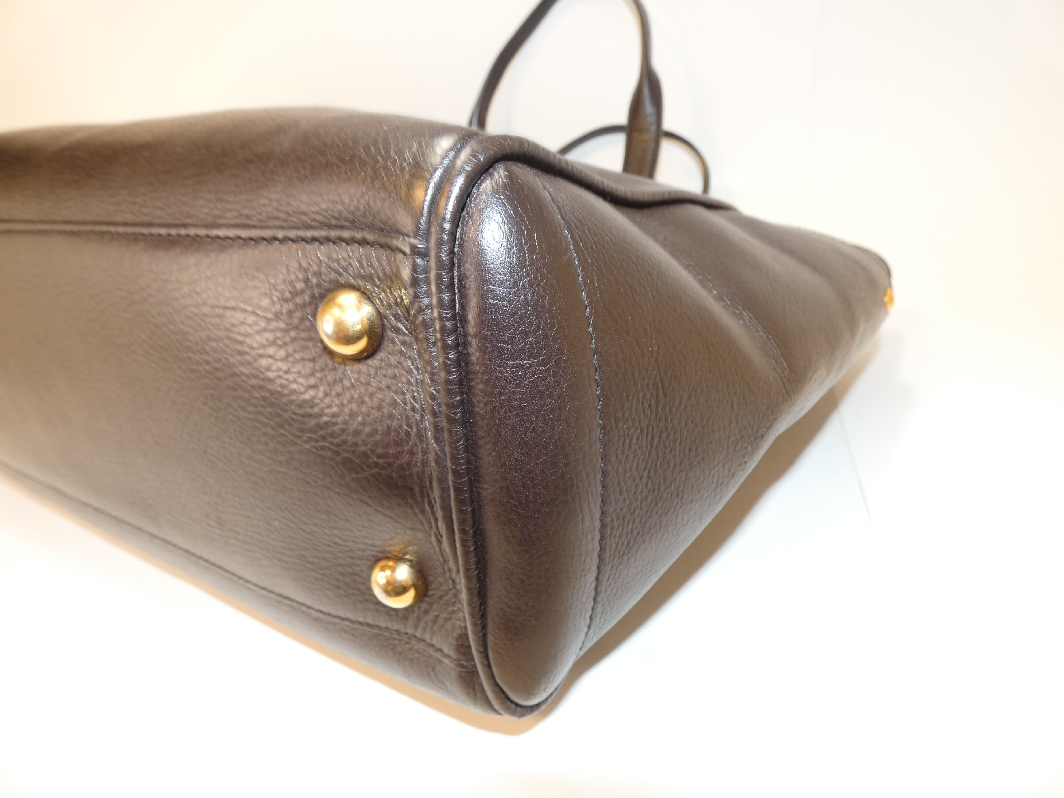 Heritage Leather Dark Brown Hand Tote Bag — view 7