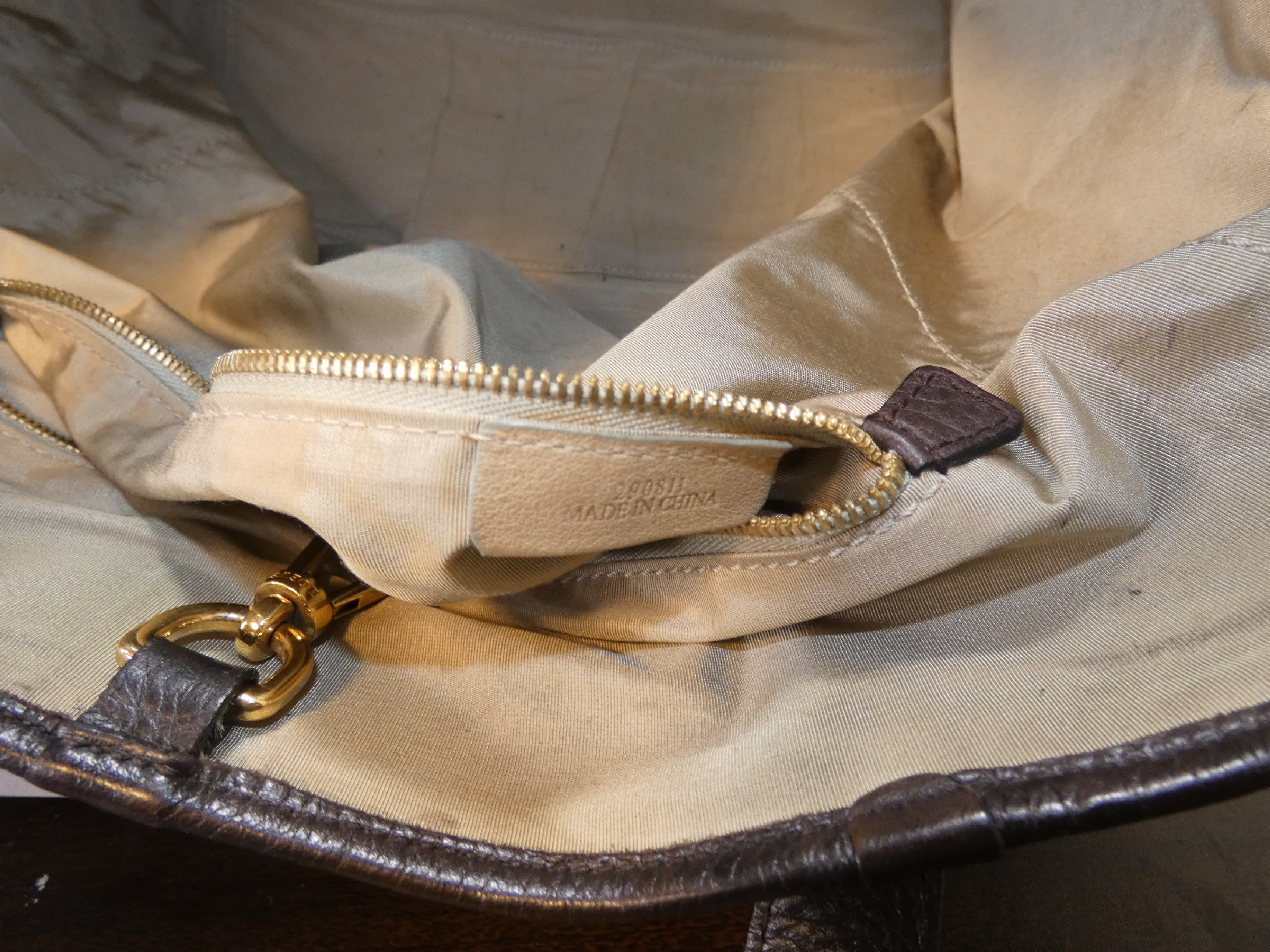 Heritage Leather Dark Brown Hand Tote Bag — view 9