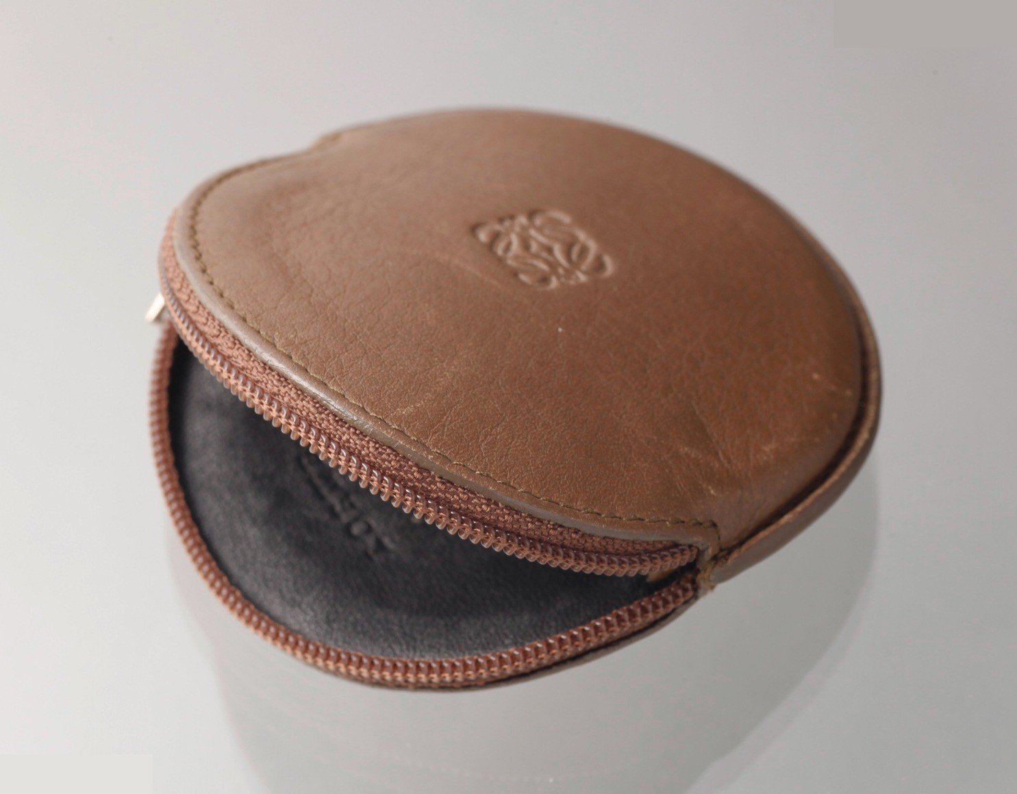 Other lines: Bags and coin cases — view 3