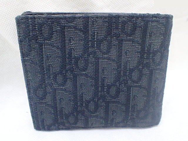 Other lines: Bags and Wallets — view 2