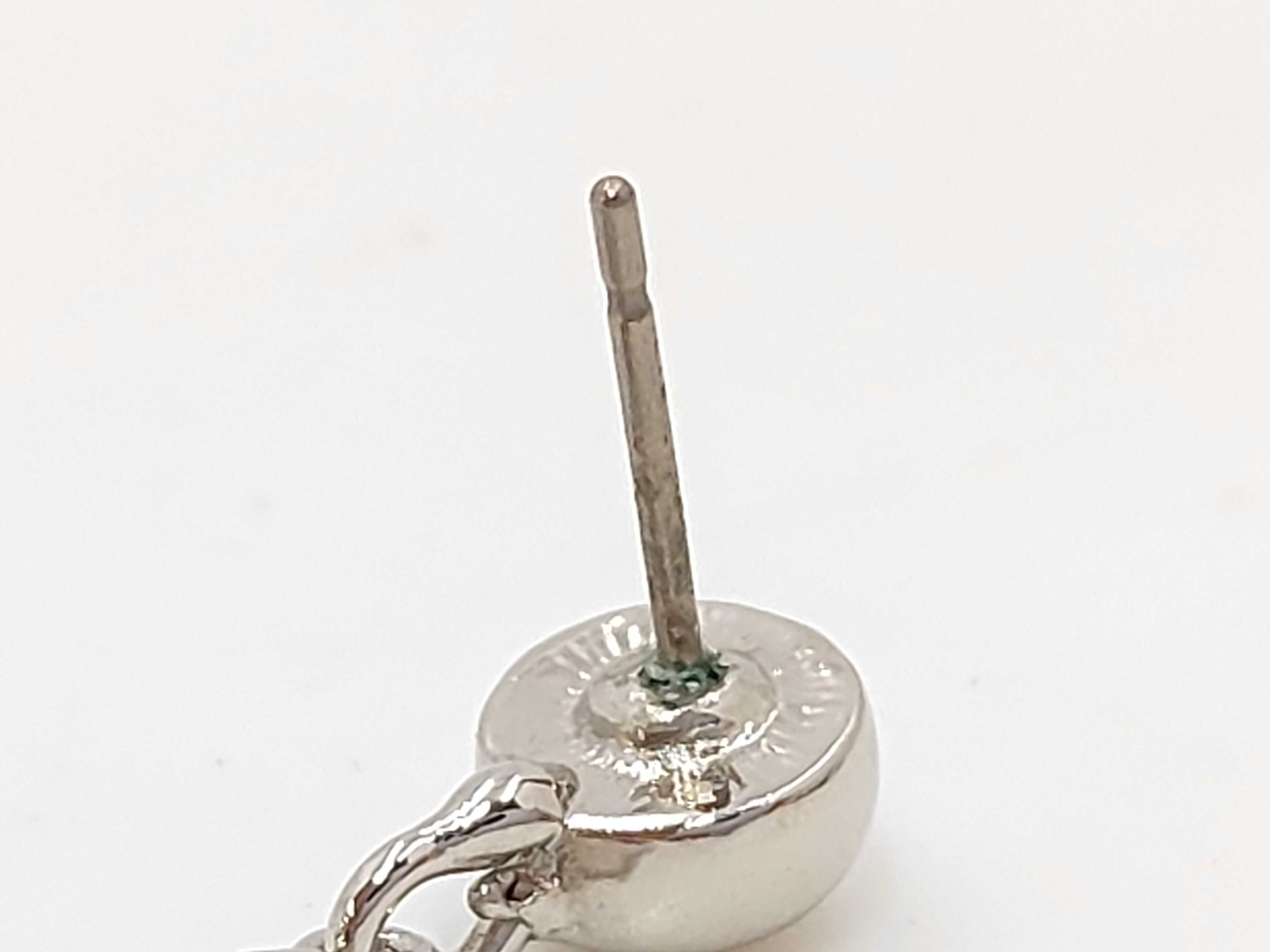 Swing Earrings / D Logo Earrings — view 5