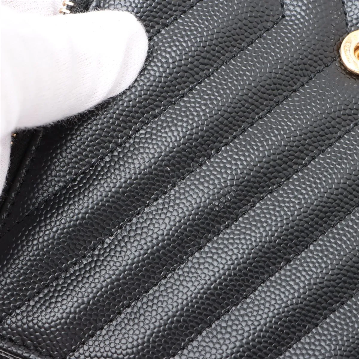 Cassandra Leather Chain Wallet, Black, 393953 — view 11