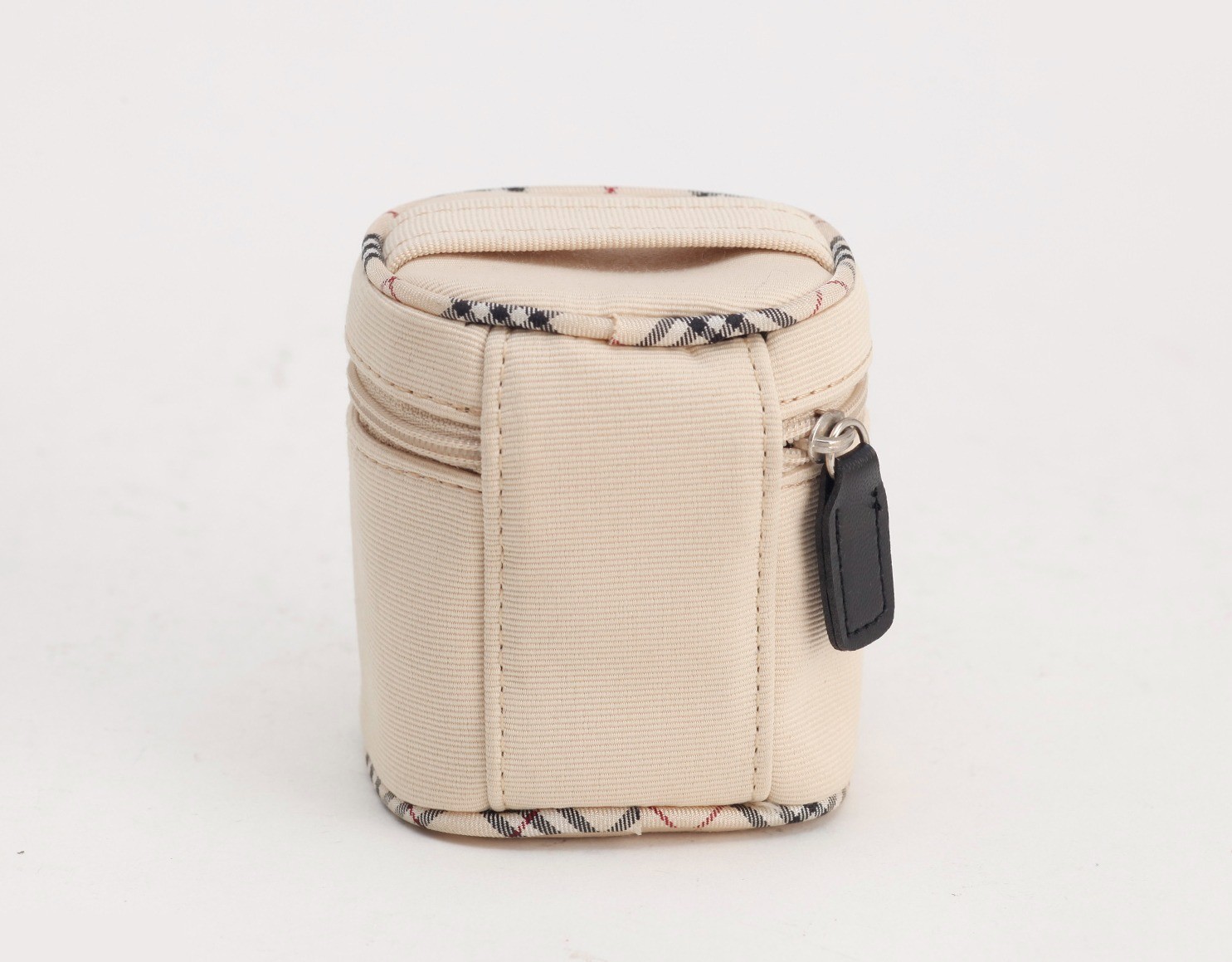 Other lines: Bags and pouches — view 3