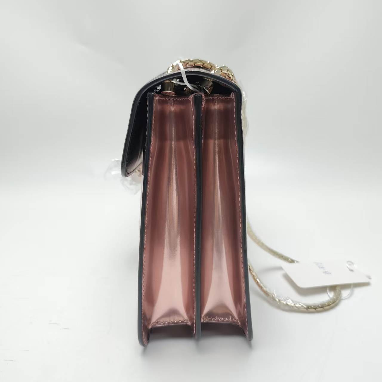【*Shipped from: China*】BVLGARI Bulgari Serpenti Forever Patent Leather Shoulder Bag — view 5