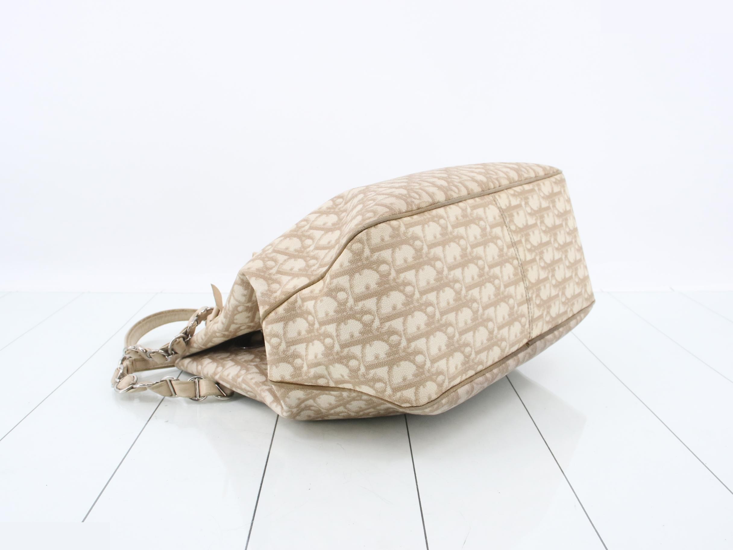 Trotter Romantic Handbag — view 5
