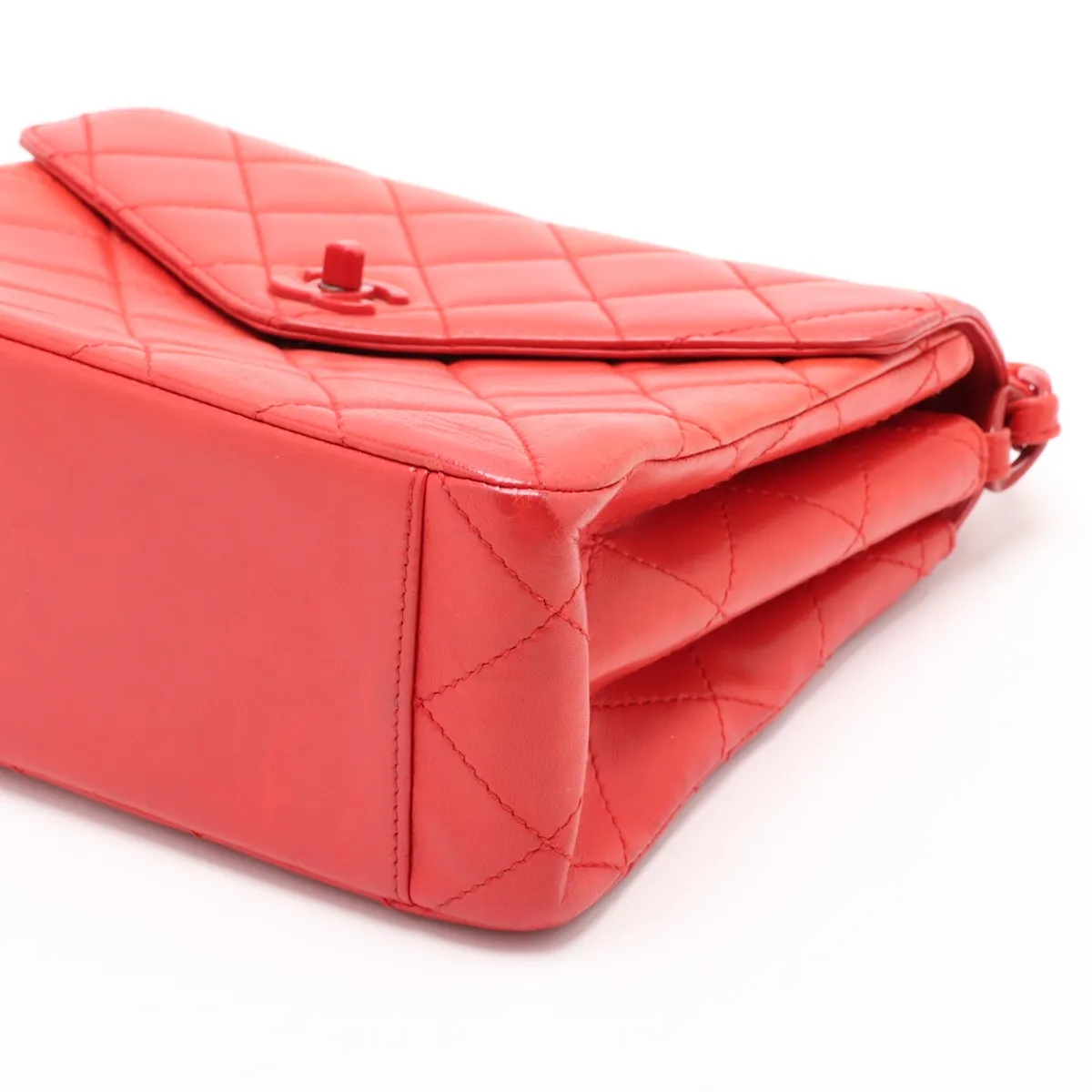 Matelassé Lambskin Chain Shoulder Bag, Red with Gold Hardware, 5353866 (Serial Number 5) — view 3